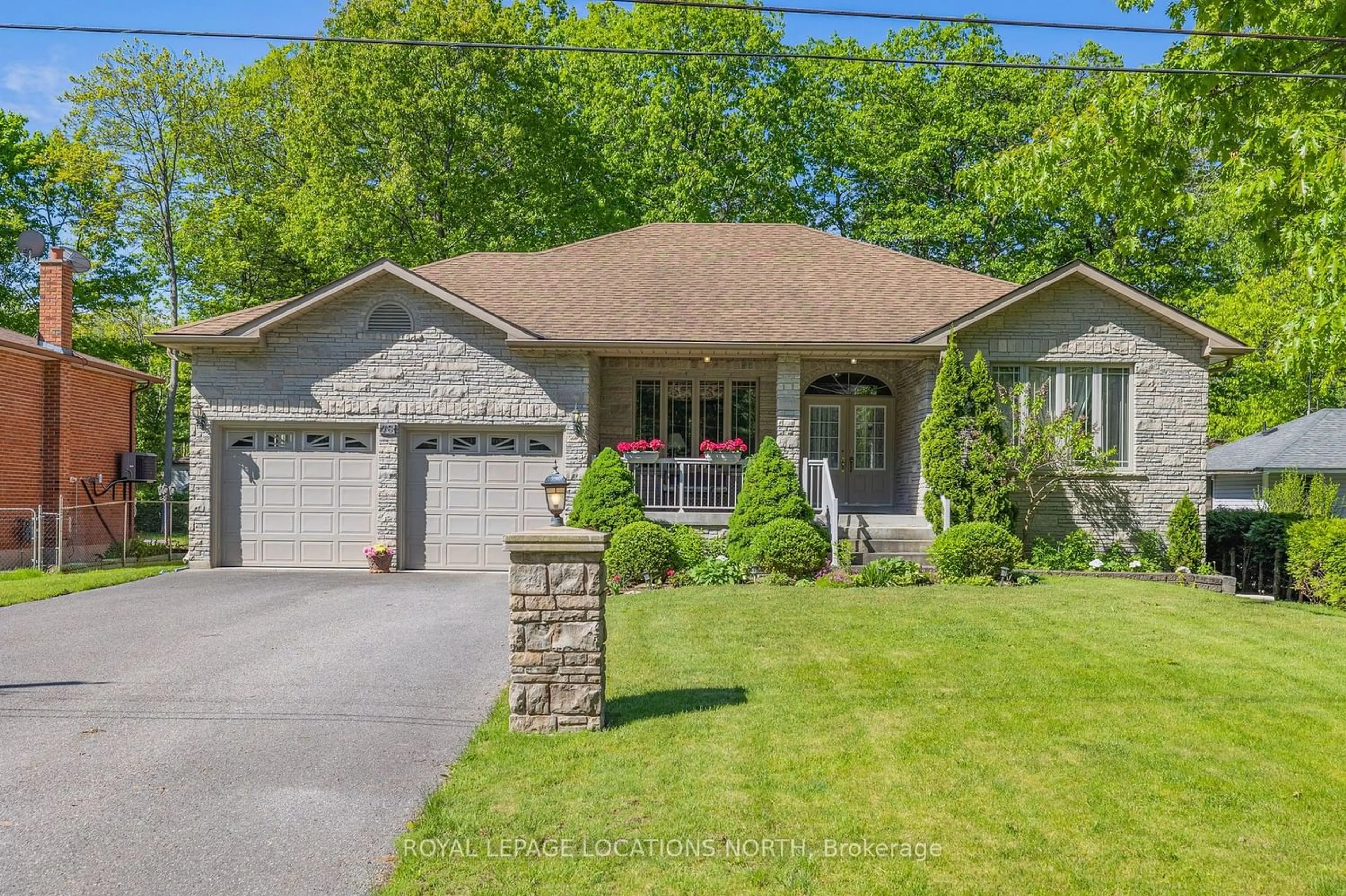 Frontside or backside of a home for 78 28th St, Wasaga Beach Ontario L9Z 2E2
