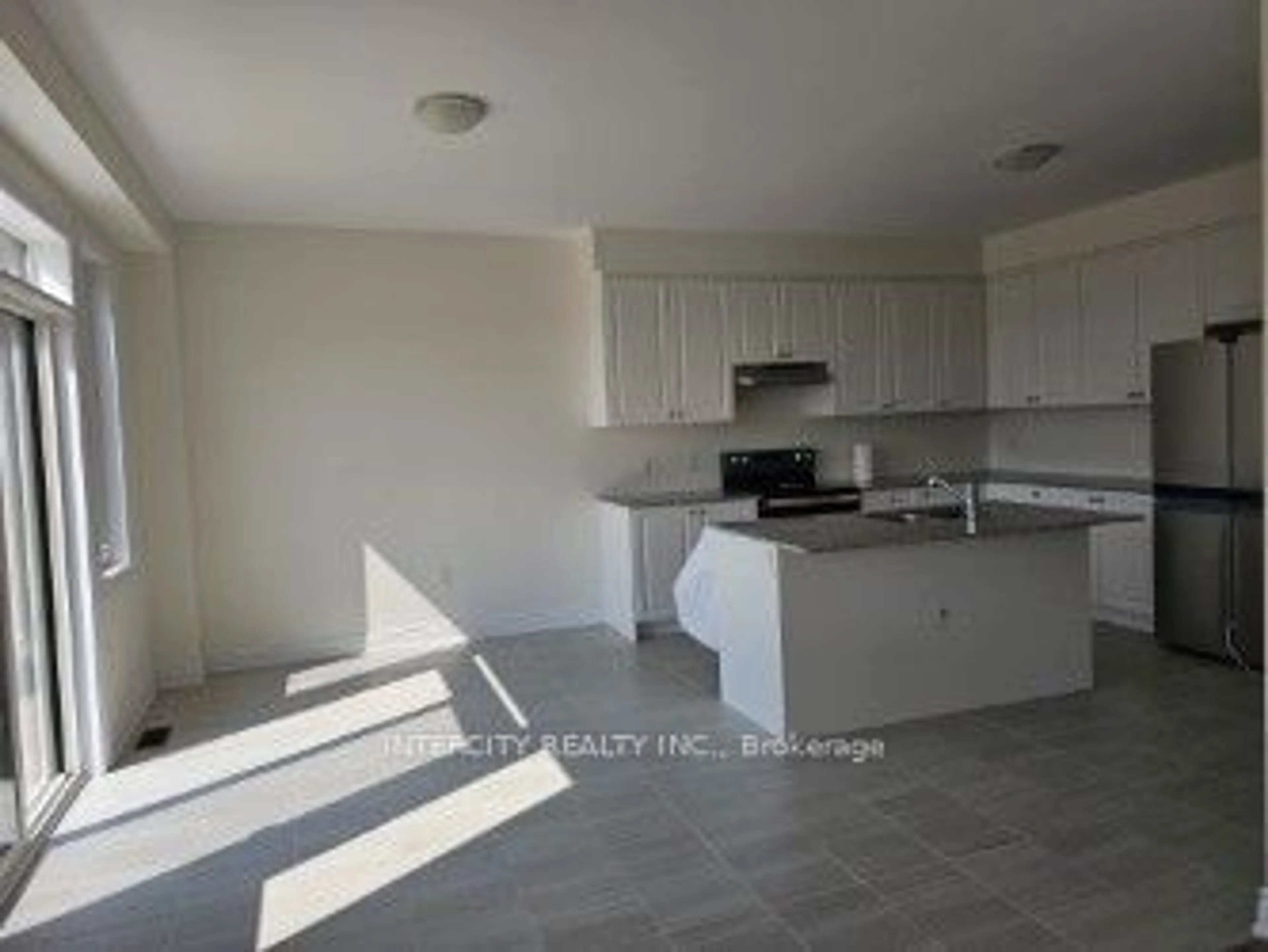 A pic of a room for 29 Union Blvd, Wasaga Beach Ontario L9Z 0M6