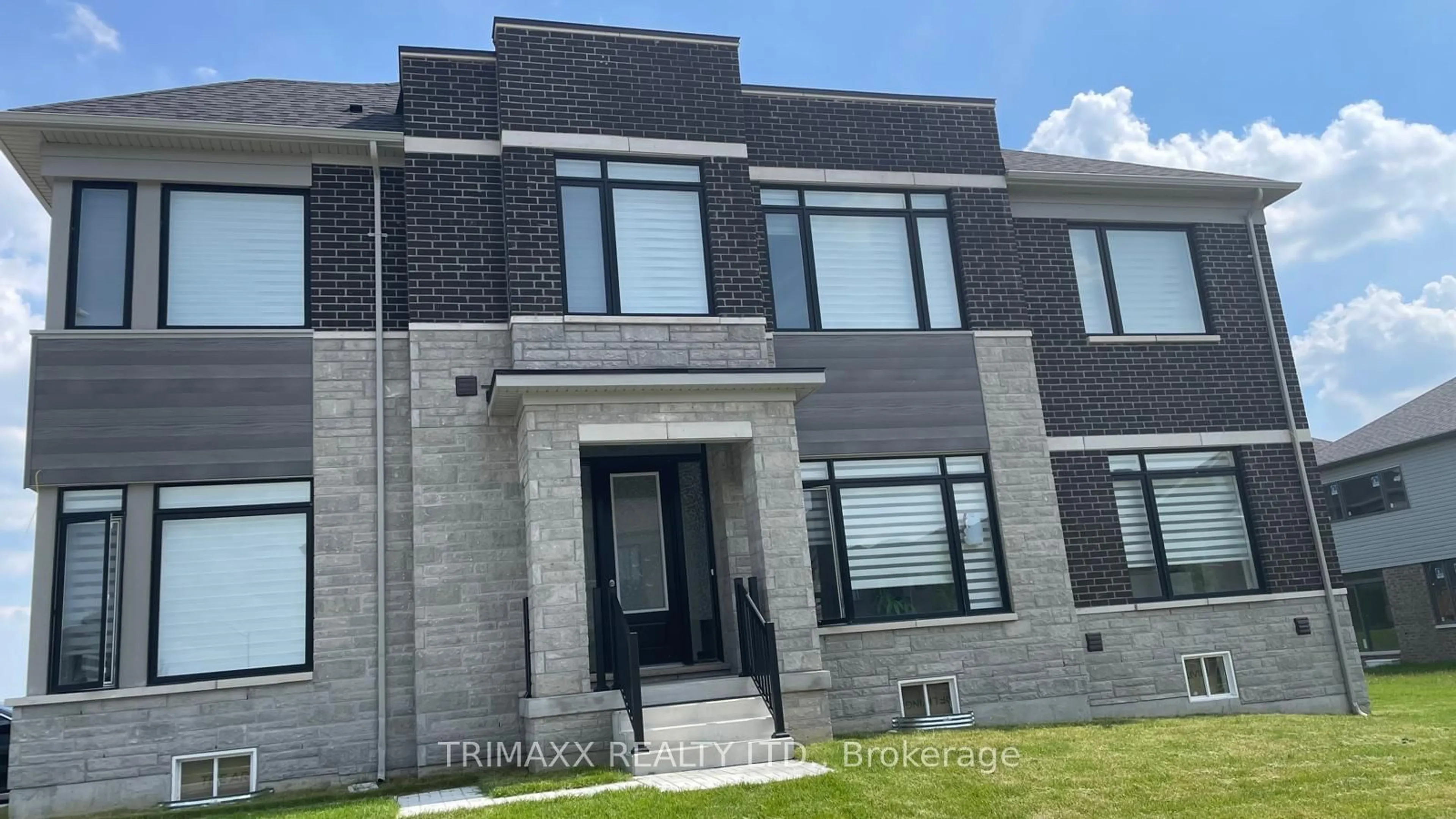 Home with brick exterior material for 147 Terry Fox Dr, Barrie Ontario L9S 2Z8