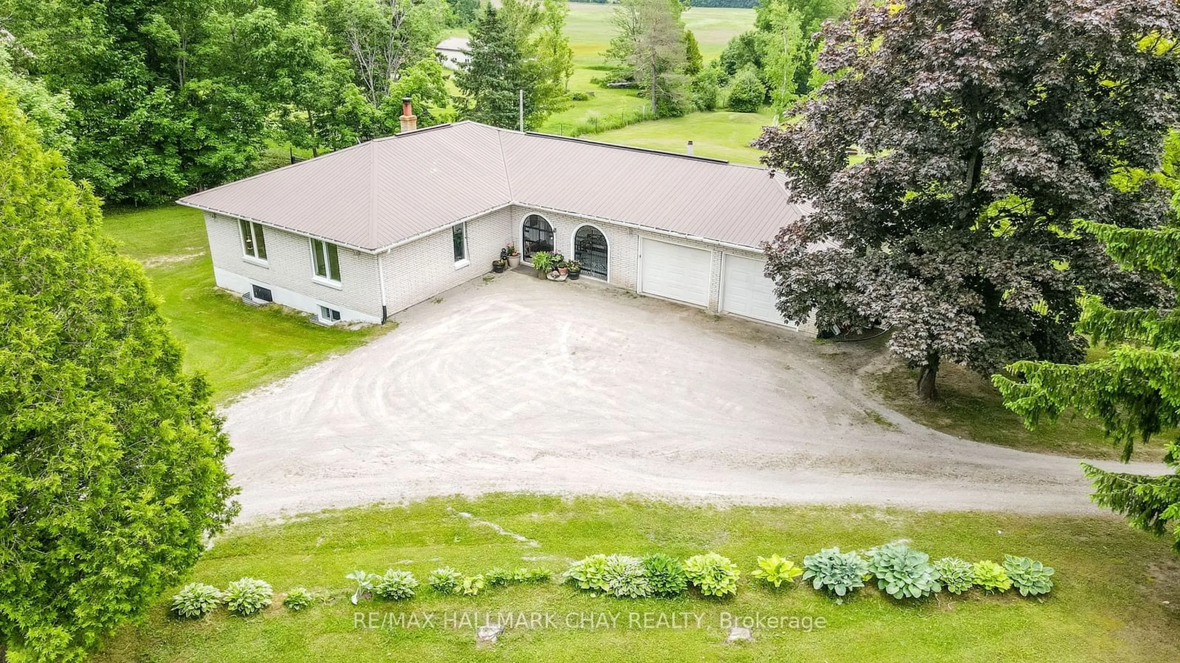 Outside view for 2733 Foxmead Rd, Oro-Medonte Ontario L0K 1E0