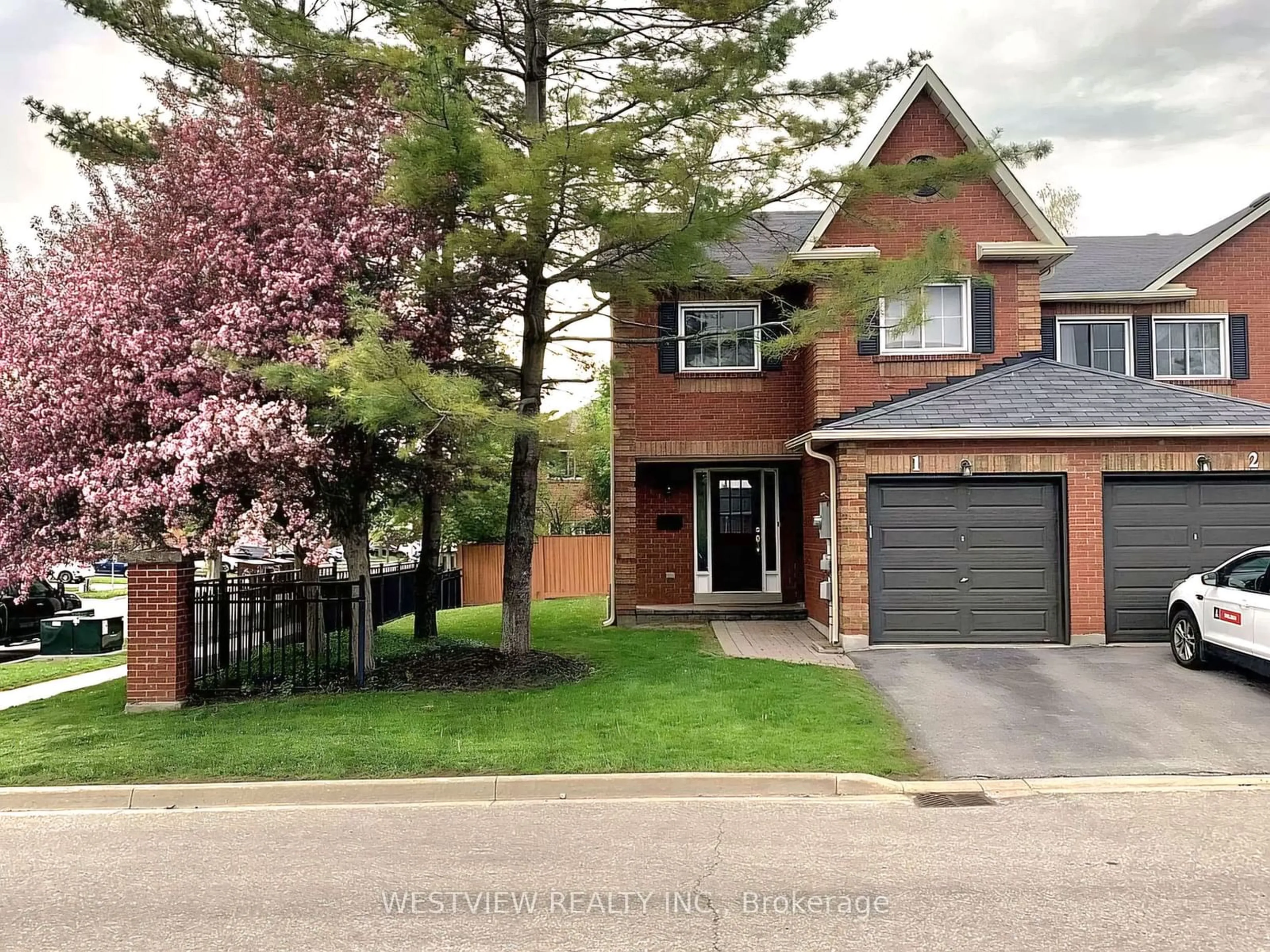 Home with brick exterior material for 165 Kozlov St #1, Barrie Ontario L4N 7M7