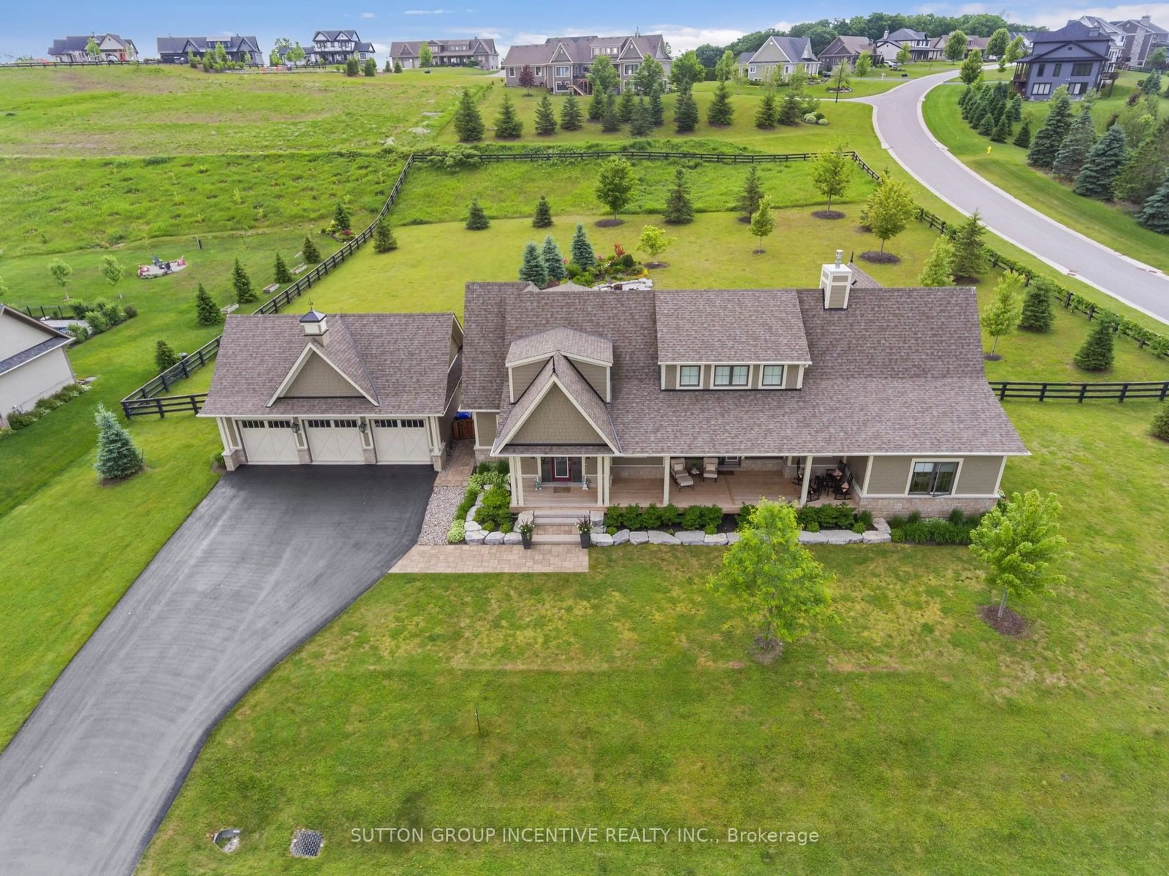 Frontside or backside of a home for 12 Thoroughbred Dr, Oro-Medonte Ontario L0K 1E0