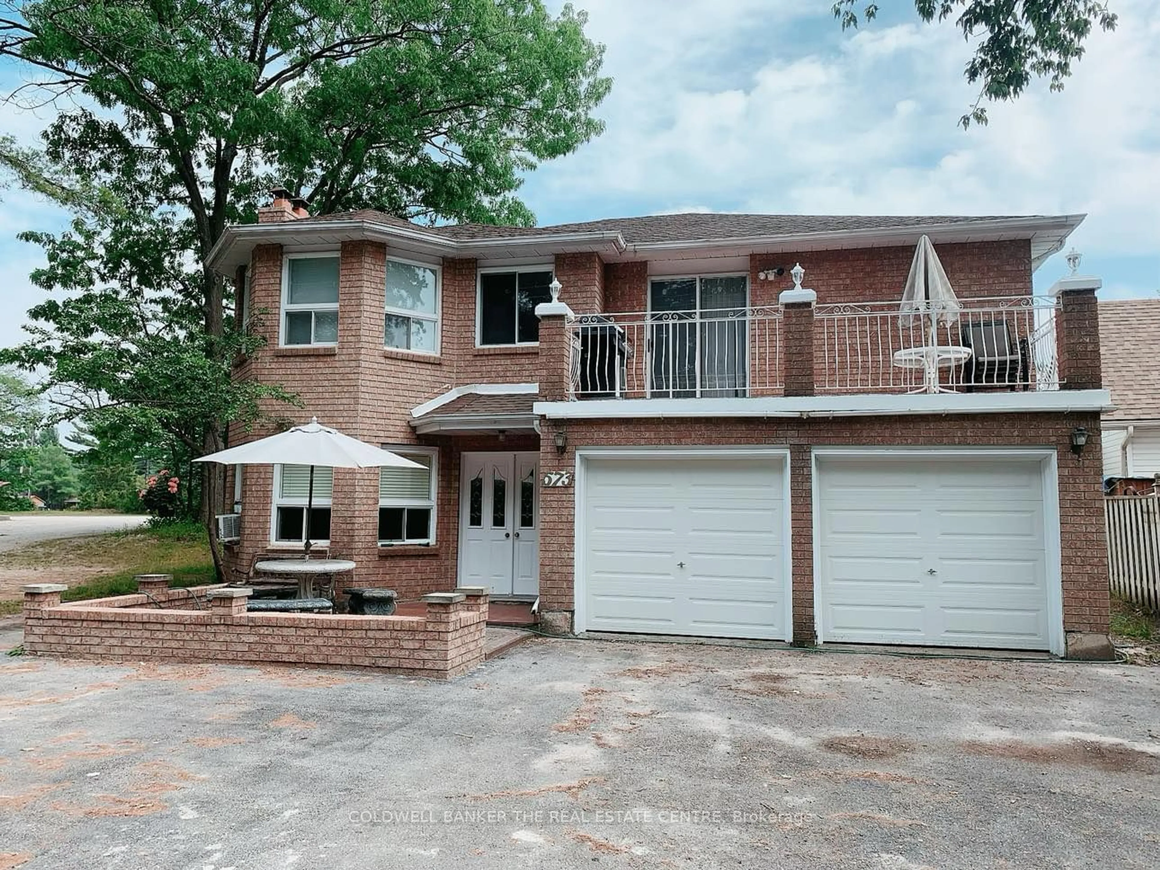 Home with brick exterior material for 573 Mosley St, Wasaga Beach Ontario L9Z 2J4