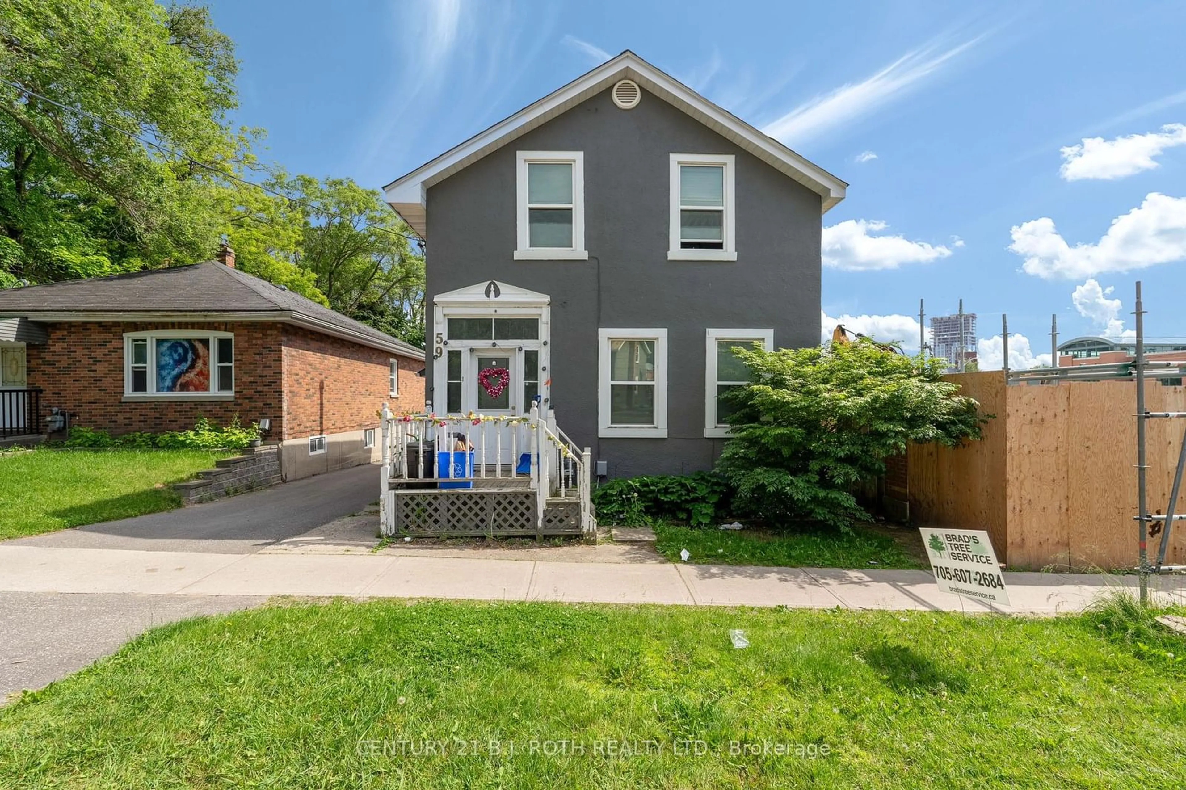 Frontside or backside of a home for 59 Mcdonald St, Barrie Ontario L4M 1P4
