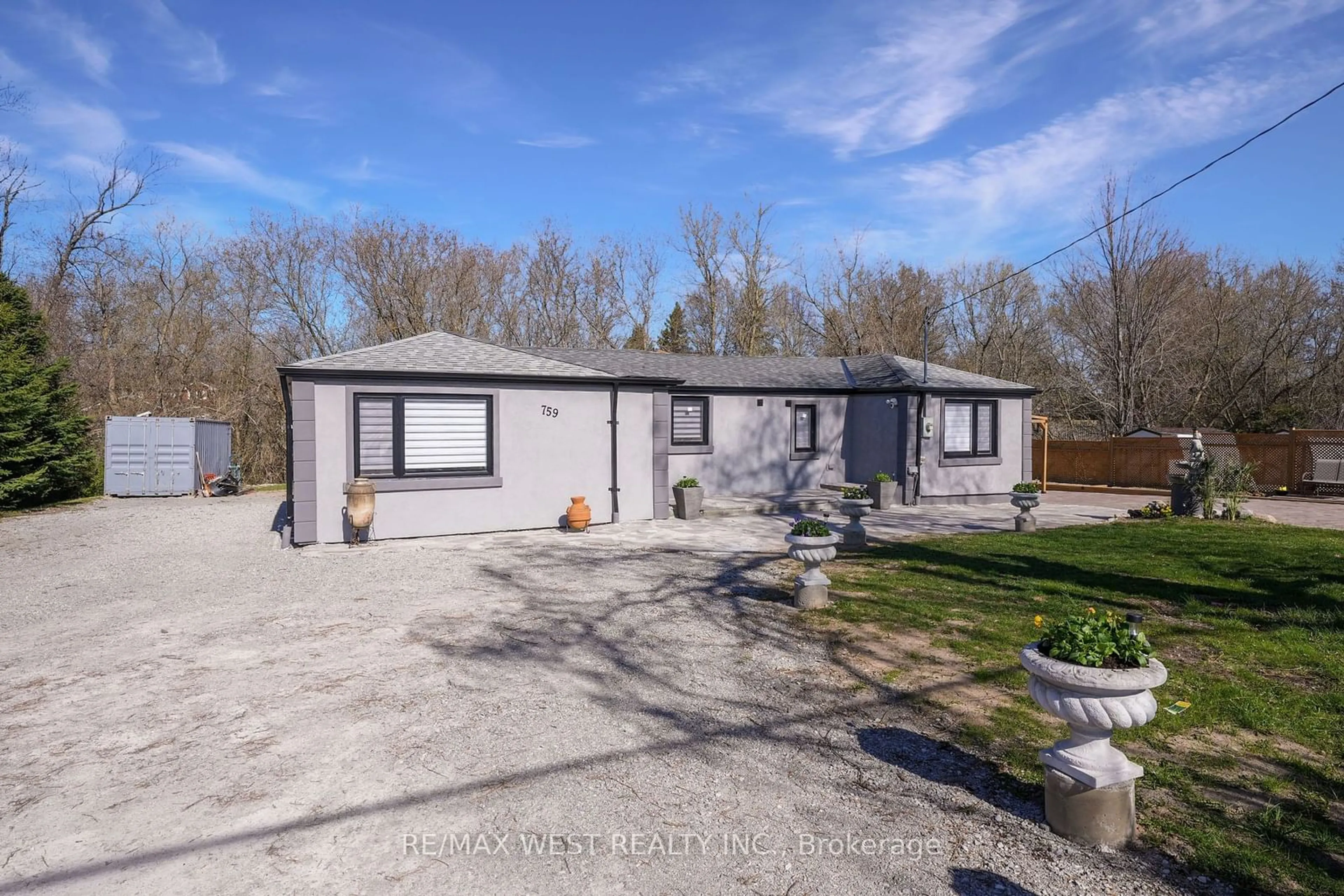 Frontside or backside of a home for 759 ESSA Rd, Barrie Ontario L4N 9G1