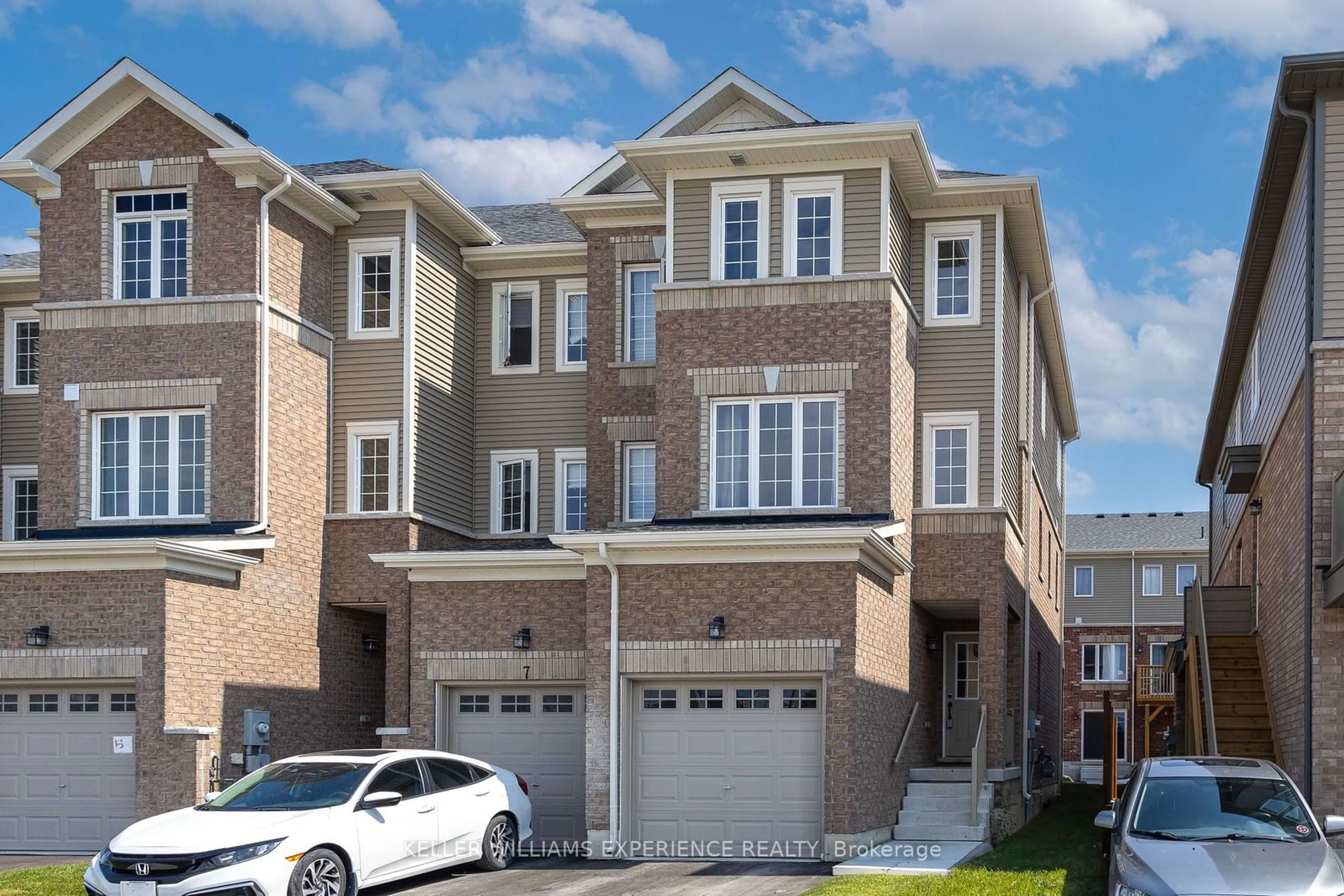 A pic from exterior of the house or condo for 9 Tobias Lane, Barrie Ontario L9J 0T8