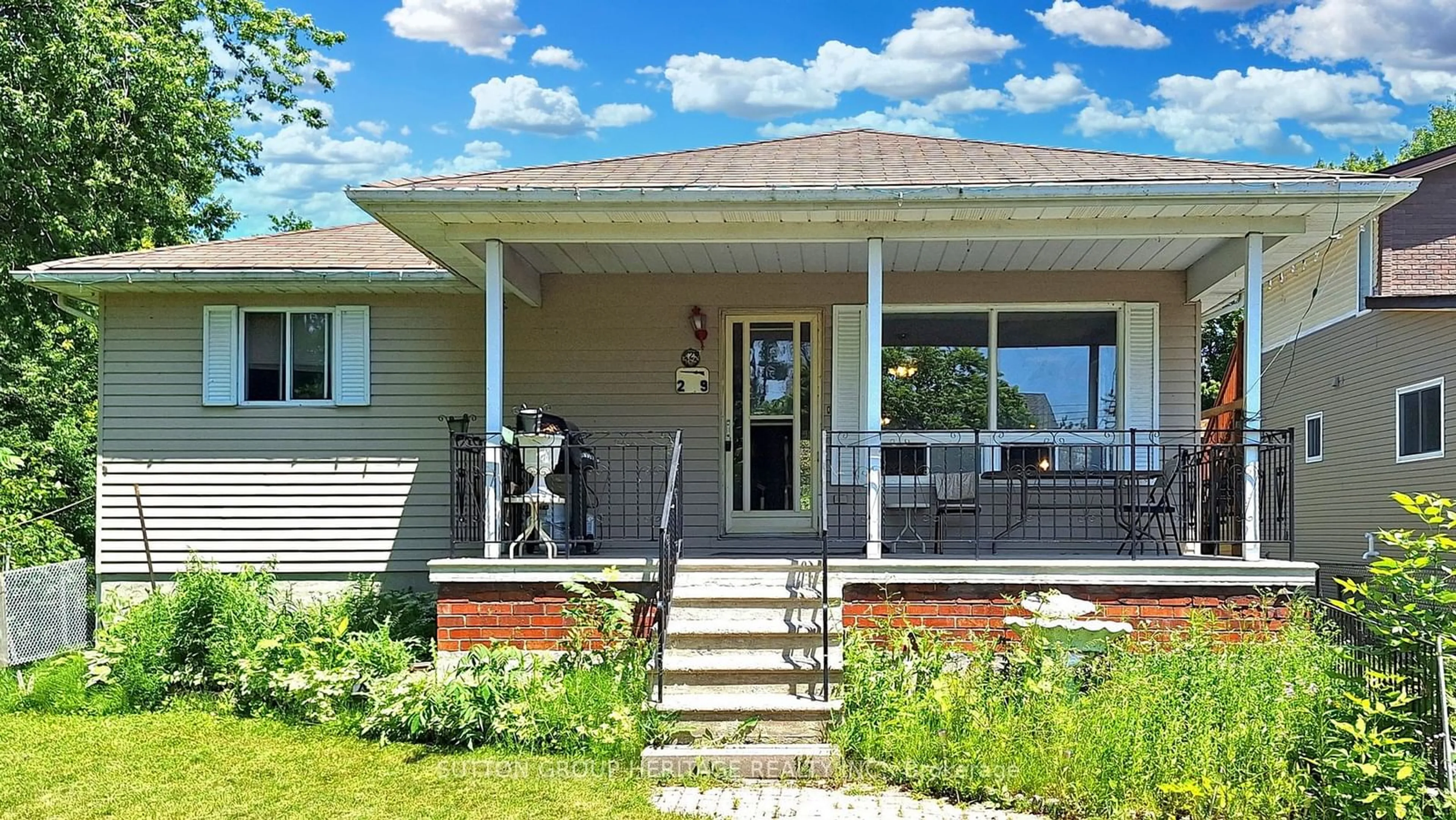 Frontside or backside of a home for 29 Lake Ave, Ramara Ontario L0K 1B0
