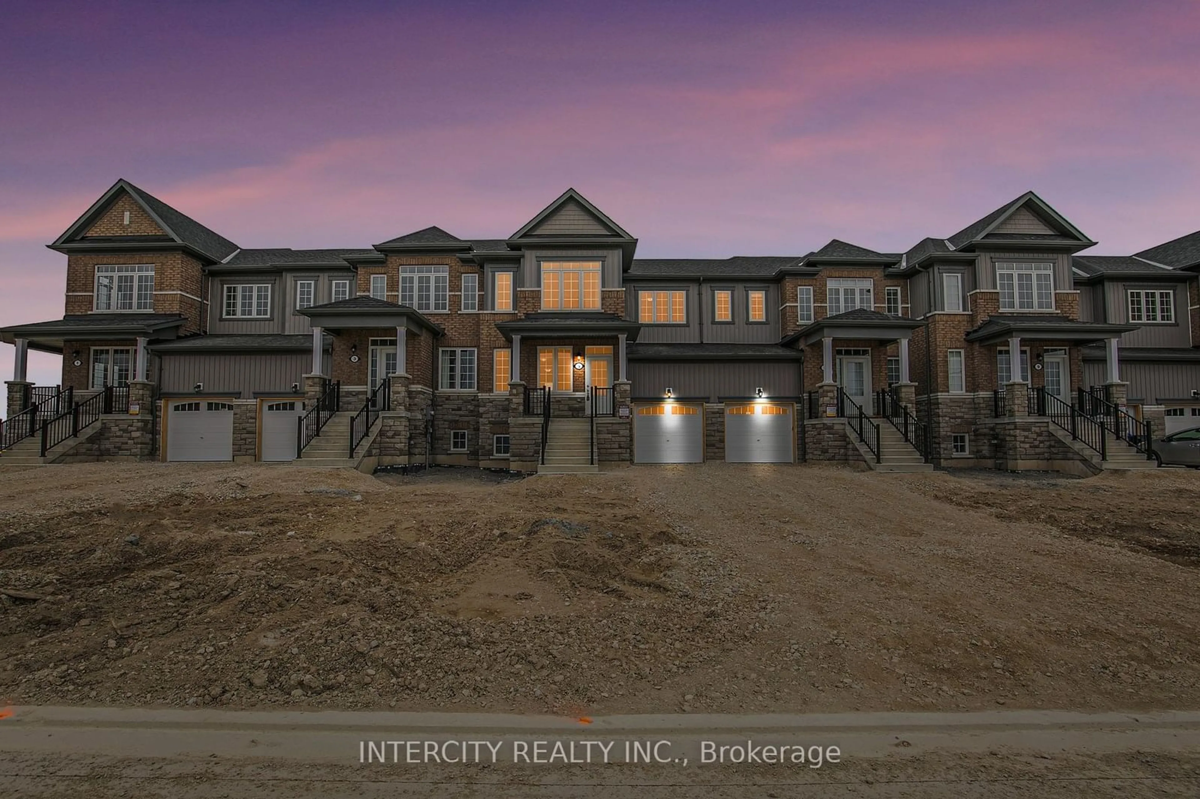 A pic from exterior of the house or condo for 5 Carriage Lane, Wasaga Beach Ontario L9Z 0L8