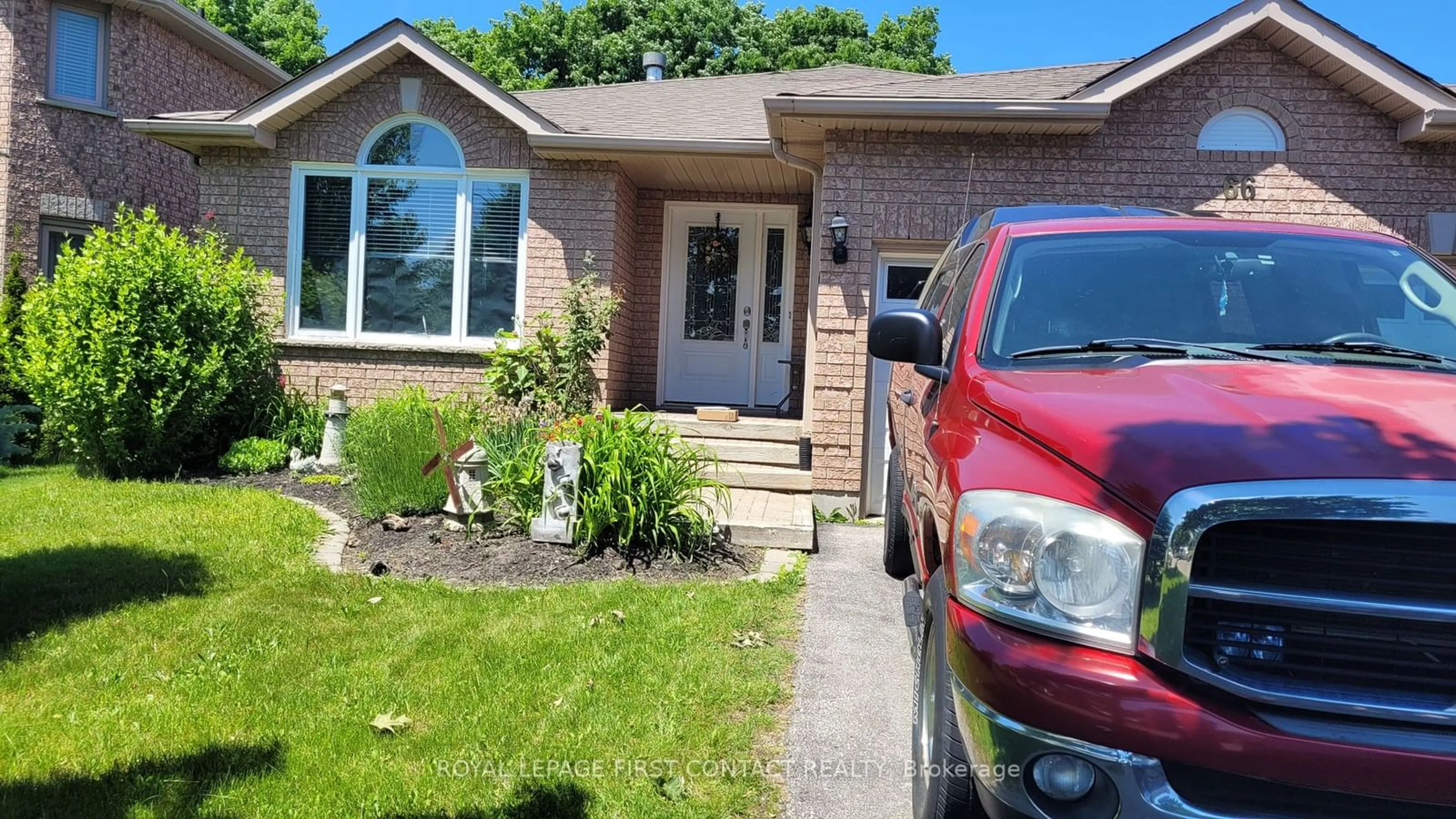 Frontside or backside of a home for 66 Columbia Rd, Barrie Ontario L4N 8C6