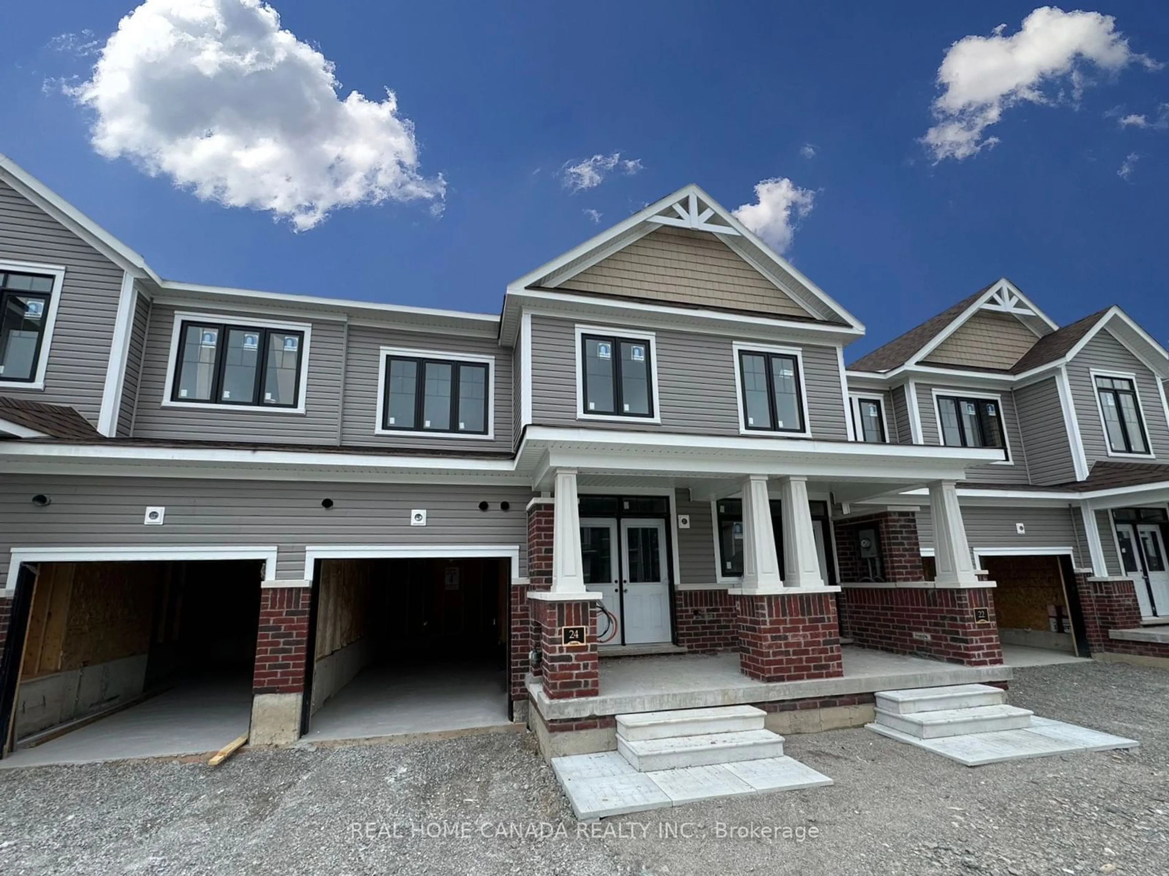 A pic from exterior of the house or condo for 24 Durham Ave, Barrie Ontario L9S 2Z8