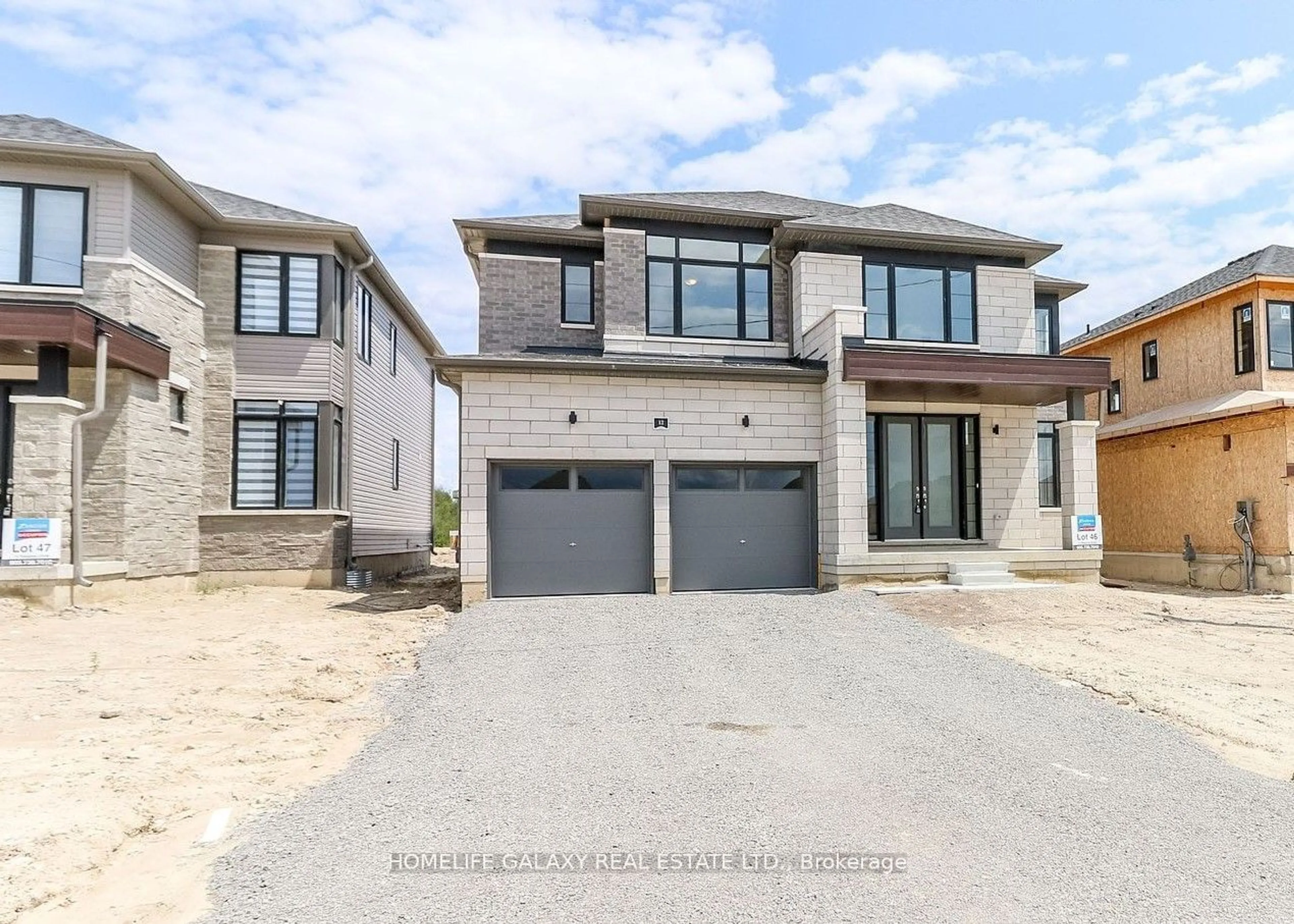 Frontside or backside of a home for 12 Rosanne Circ, Wasaga Beach Ontario L9Z 0N4
