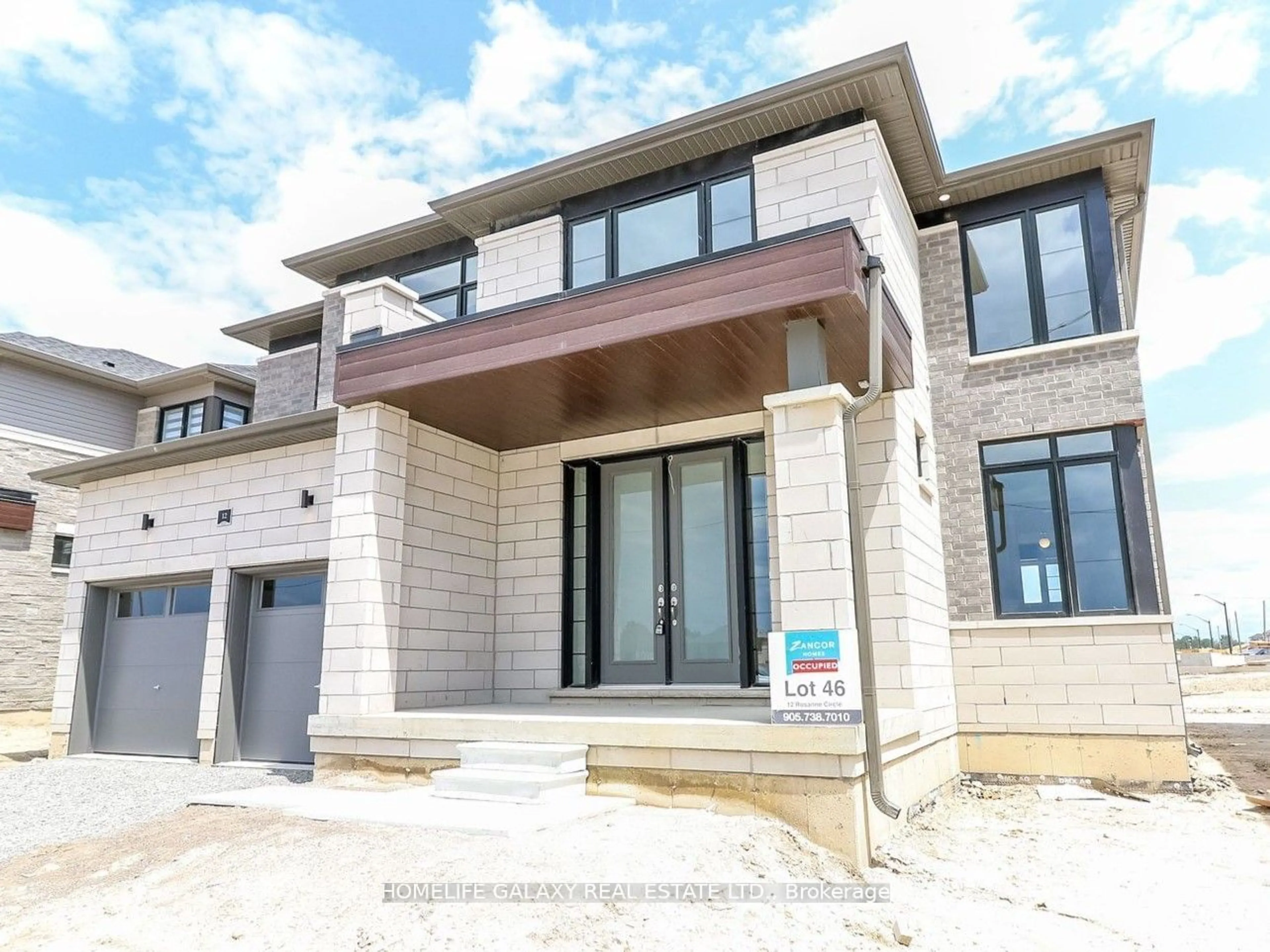 Home with brick exterior material for 12 Rosanne Circ, Wasaga Beach Ontario L9Z 0N4