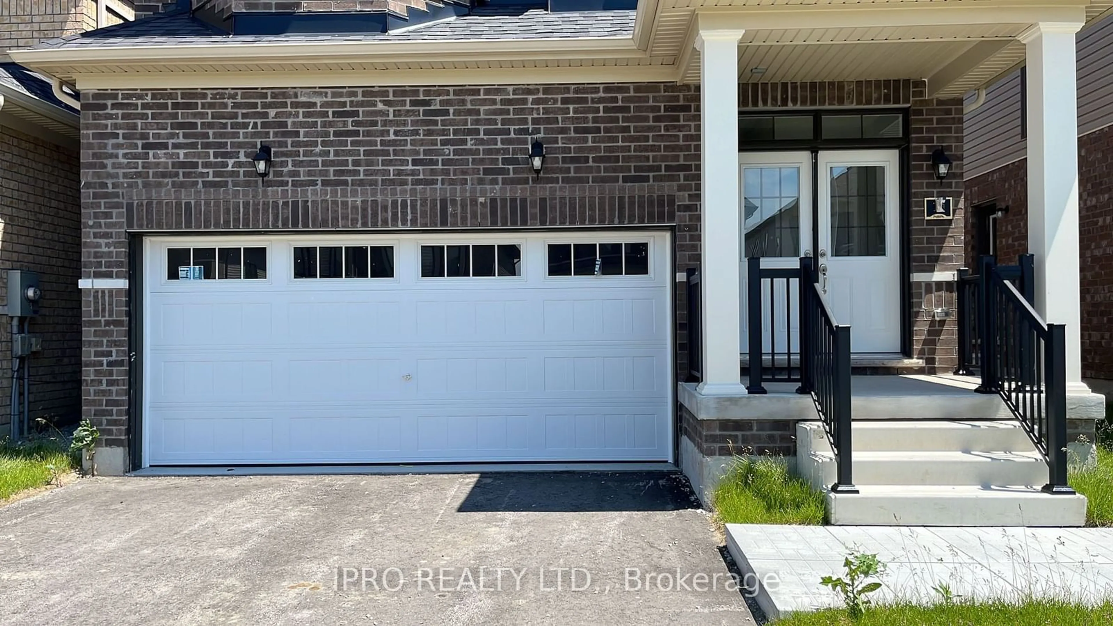 Home with brick exterior material for 14 Ludlow Dr, Barrie Ontario L9S 2Z8