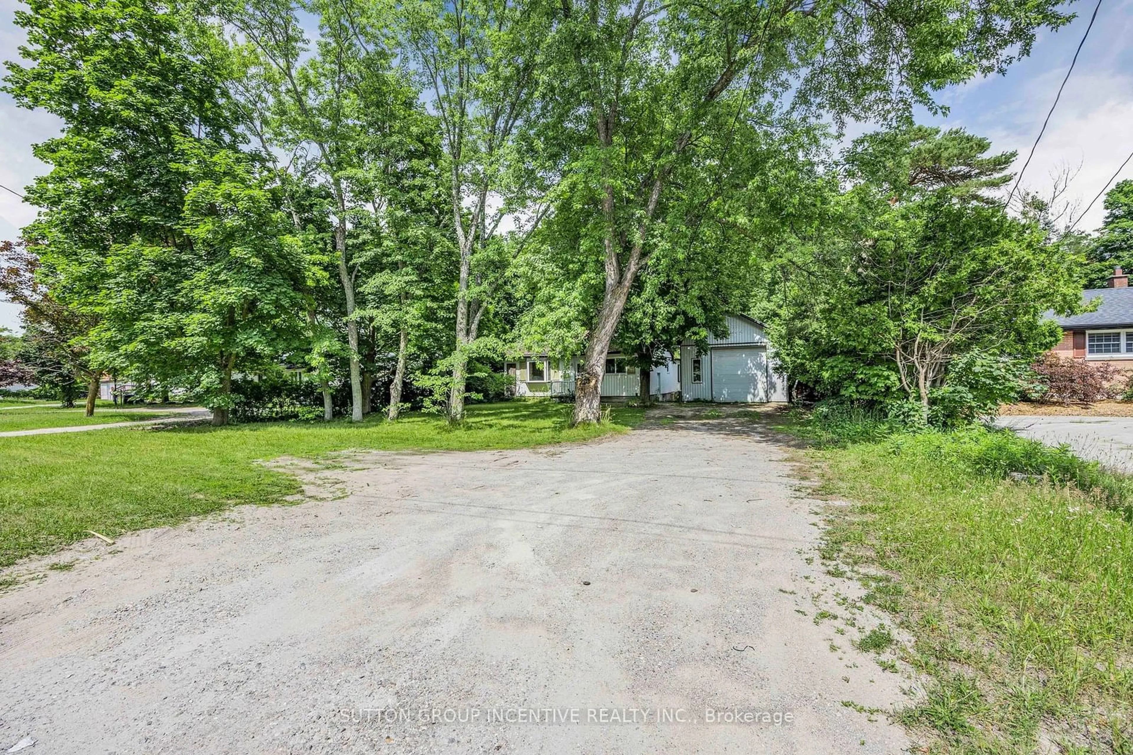 Street view for 1213 Bayfield St, Springwater Ontario L9X 0N6