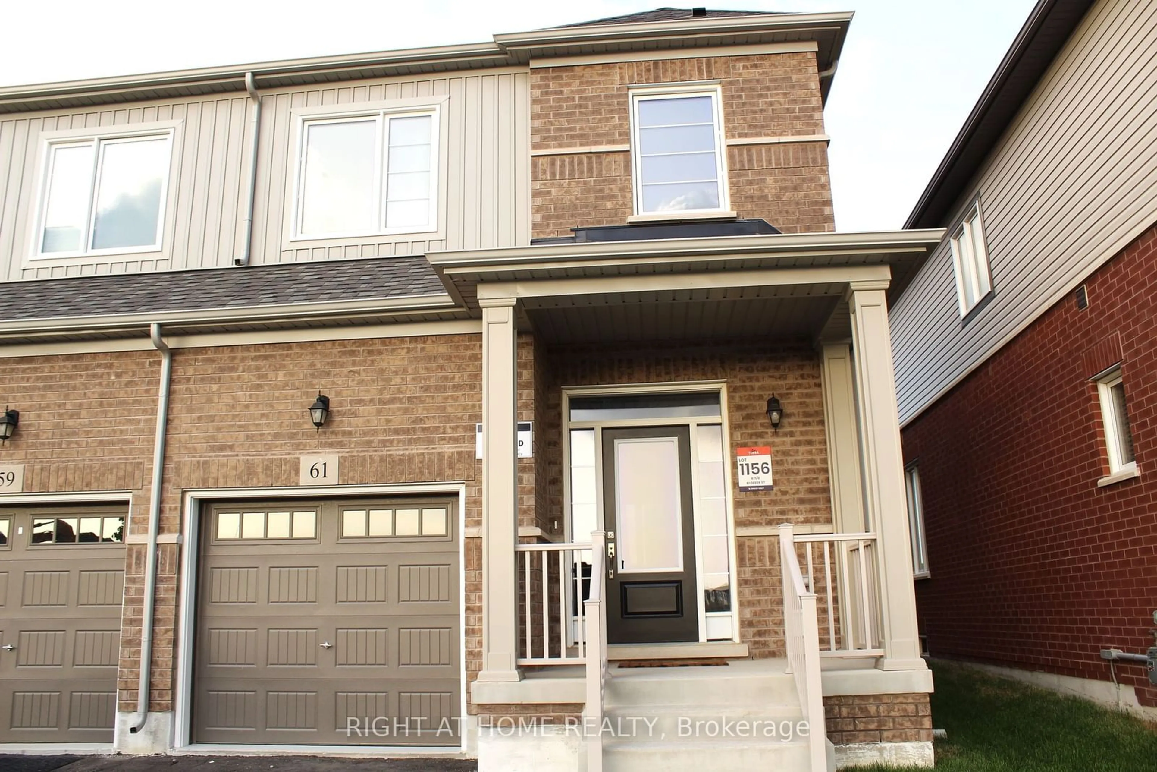 Home with brick exterior material for 61 Greer St, Barrie Ontario L9S 2Z5