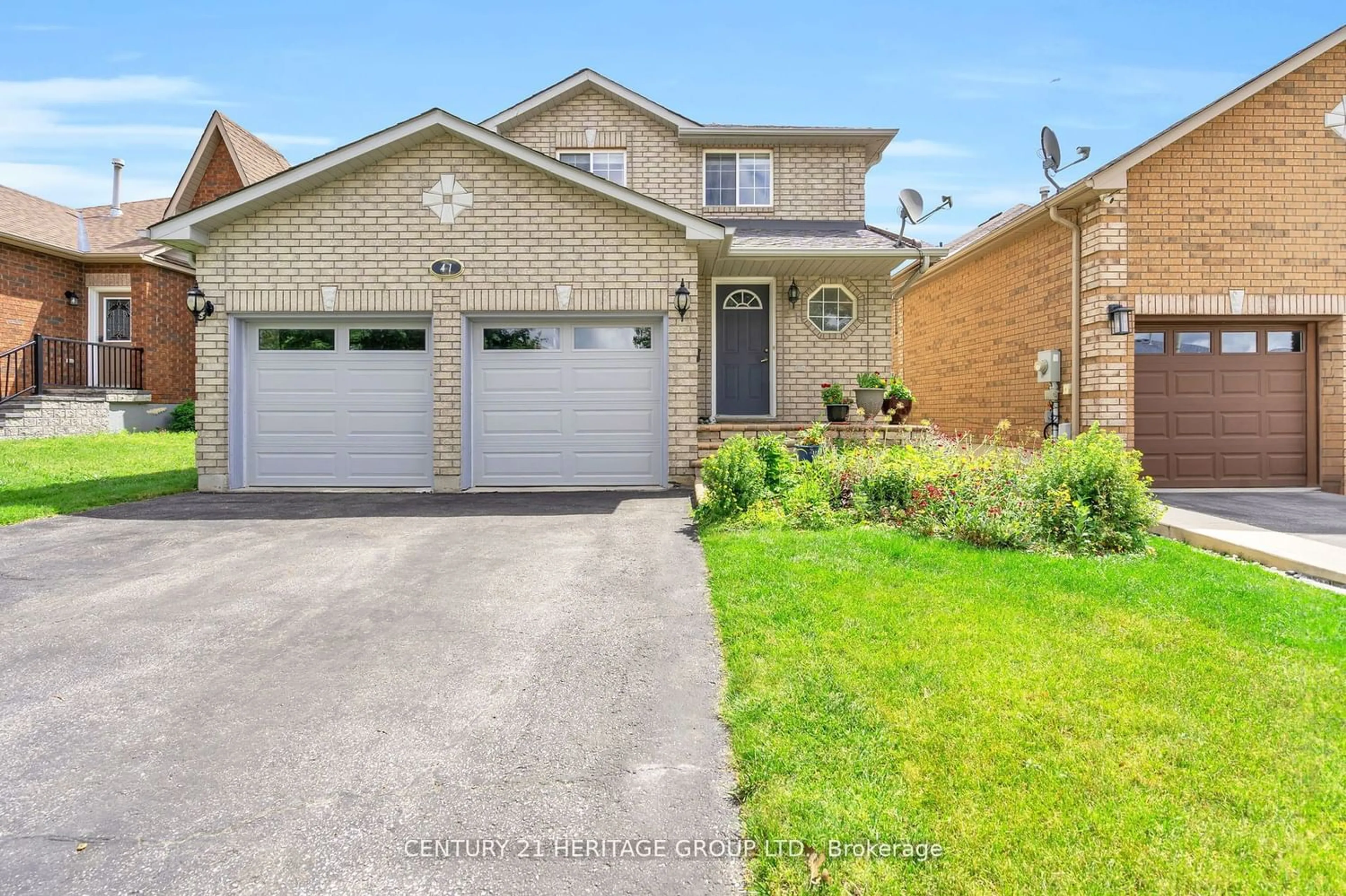 Frontside or backside of a home for 41 Seline Cres, Barrie Ontario L4N 0Y7