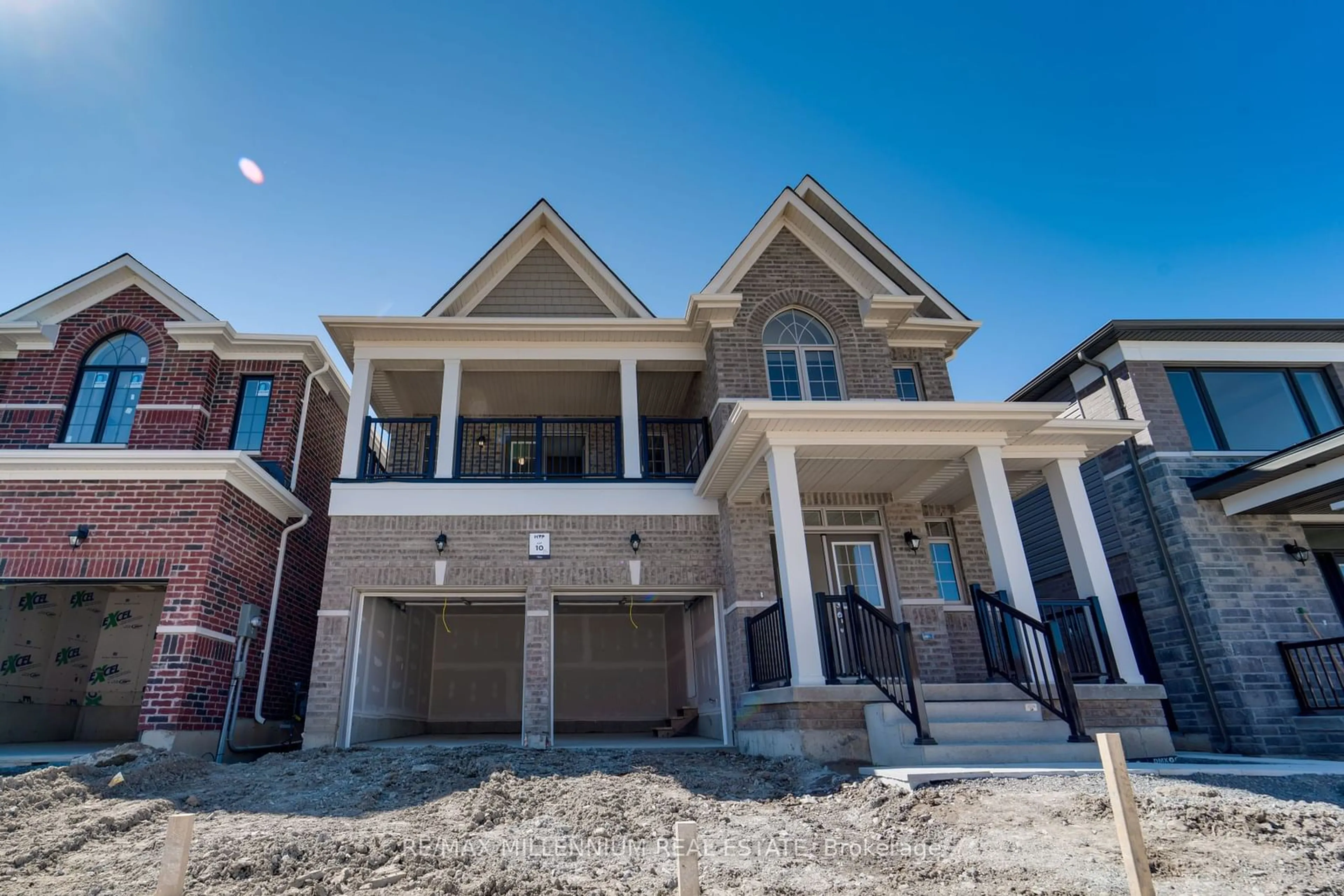 Home with brick exterior material for 15 Valleybrook Rd, Barrie Ontario L9S 2Z8