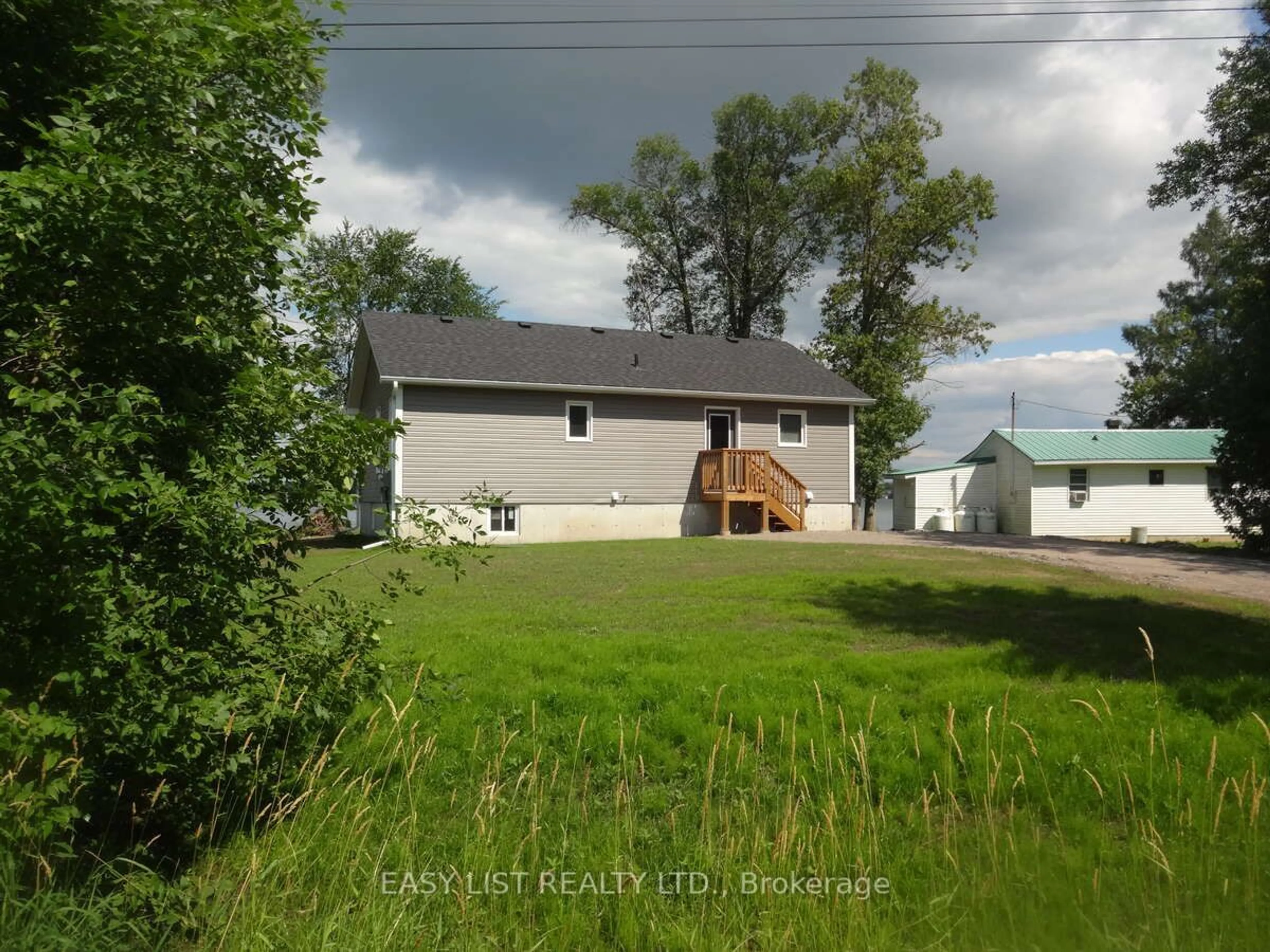 Frontside or backside of a home for 4097 Dalrymple Dr, Ramara Ontario L0K 1B0