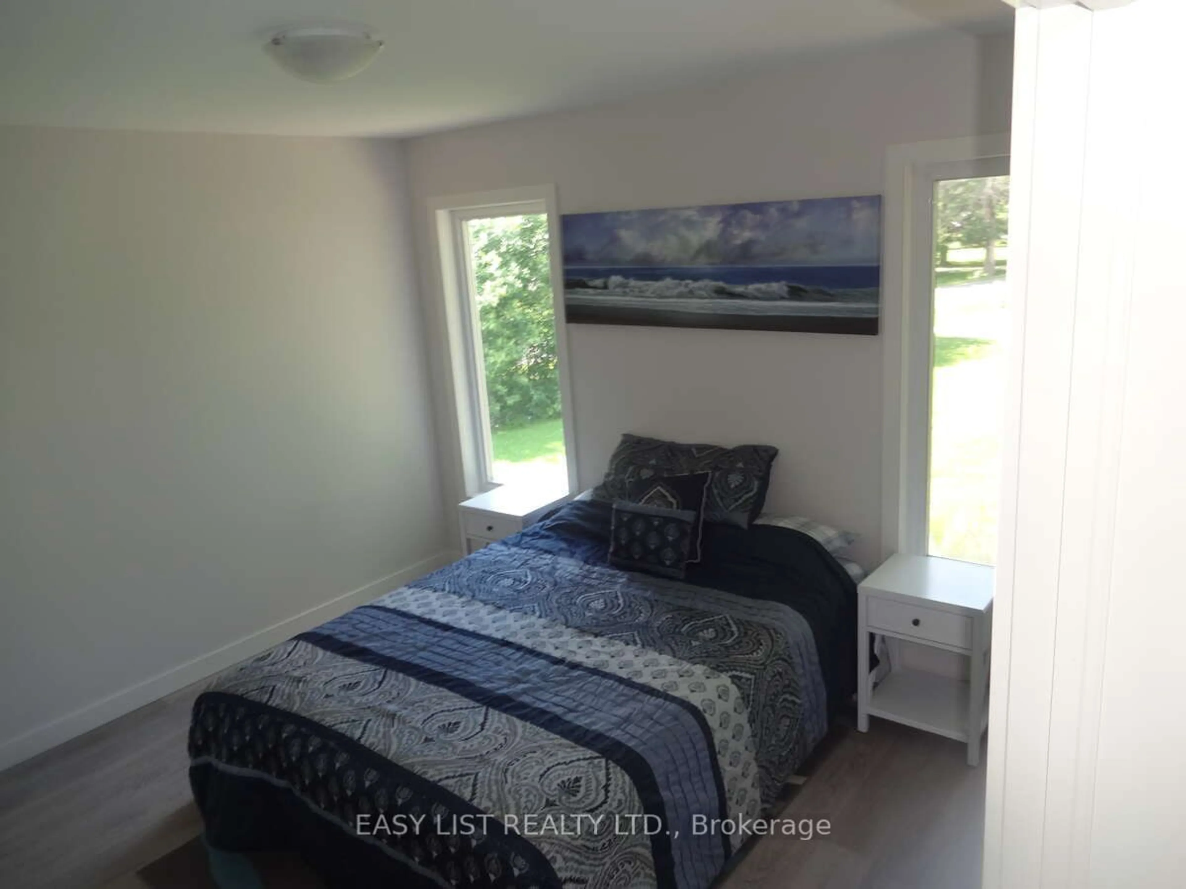 A pic of a room for 4097 Dalrymple Dr, Ramara Ontario L0K 1B0