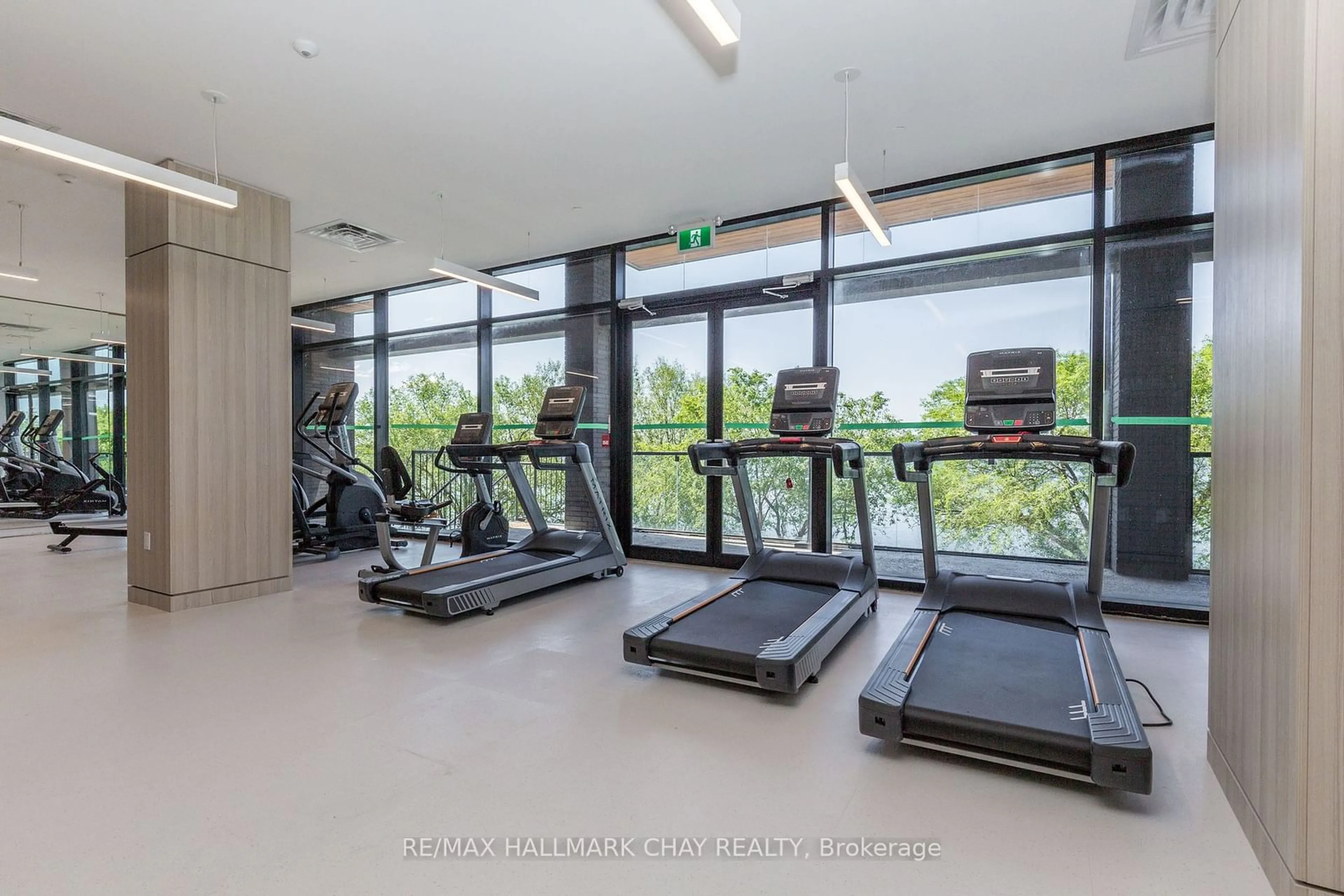 Gym or fitness room for 185 Dunlop St #612, Barrie Ontario L4M 0L7