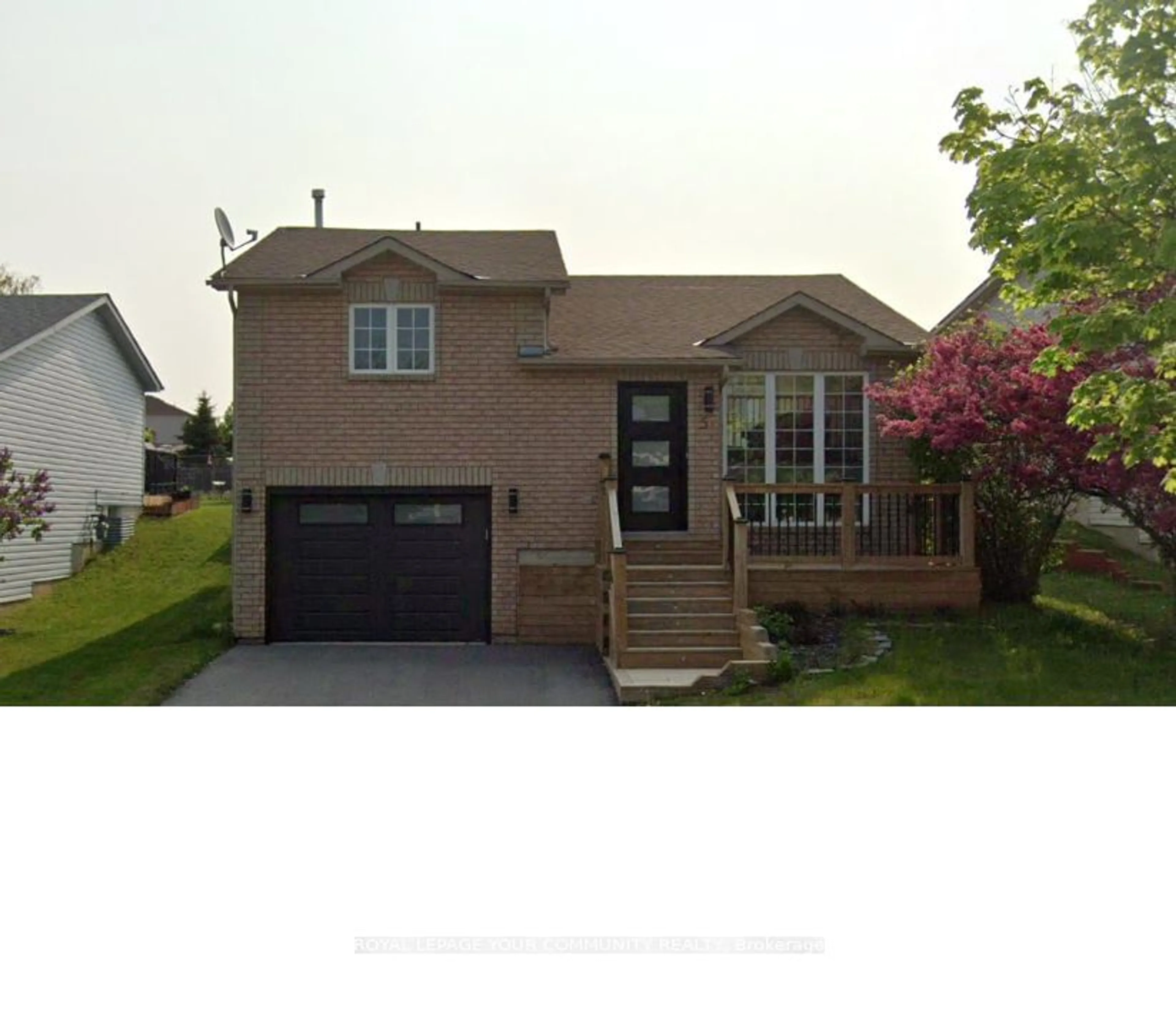 Frontside or backside of a home for 5 SELKIRK Cres, Barrie Ontario L4N 8G3