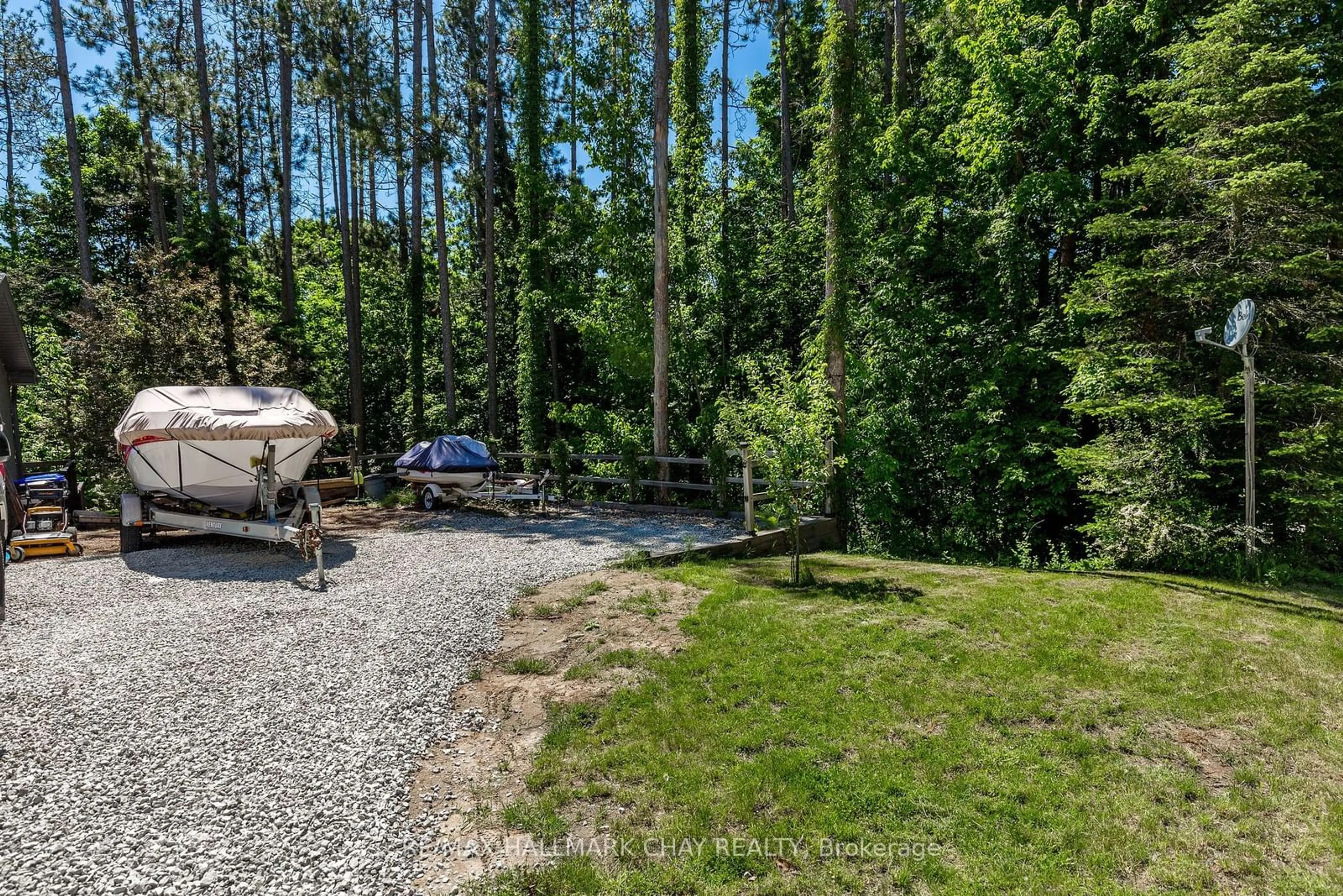 Street view for 1 Pine Spring, Oro-Medonte Ontario L4M 4Y8