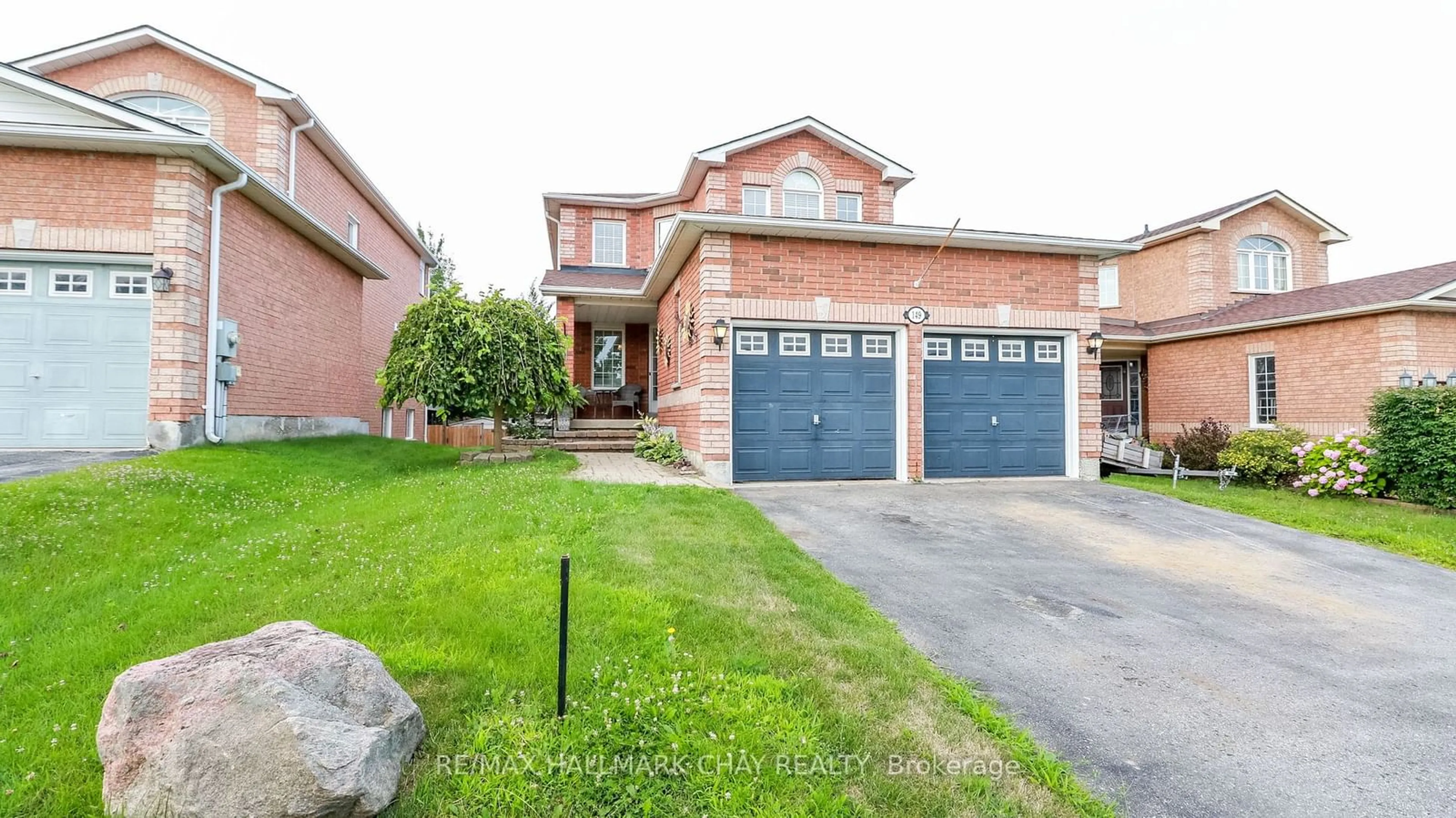 Home with brick exterior material for 149 Cunningham Dr, Barrie Ontario L4N 5R3