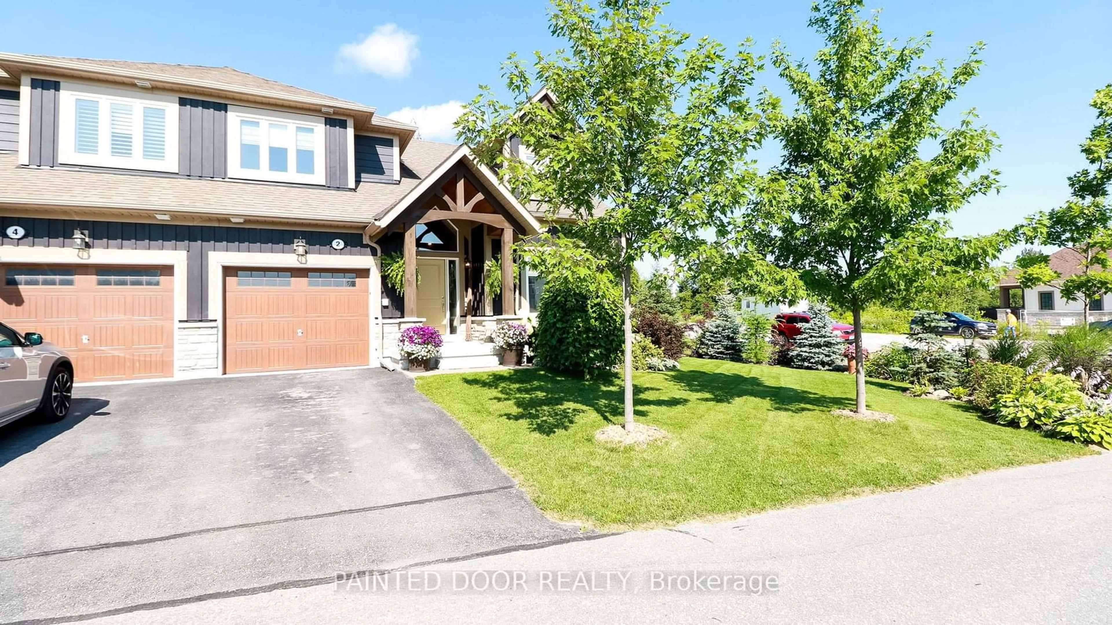 Frontside or backside of a home for 2 Carpenter St, Collingwood Ontario L9Y 0Z5