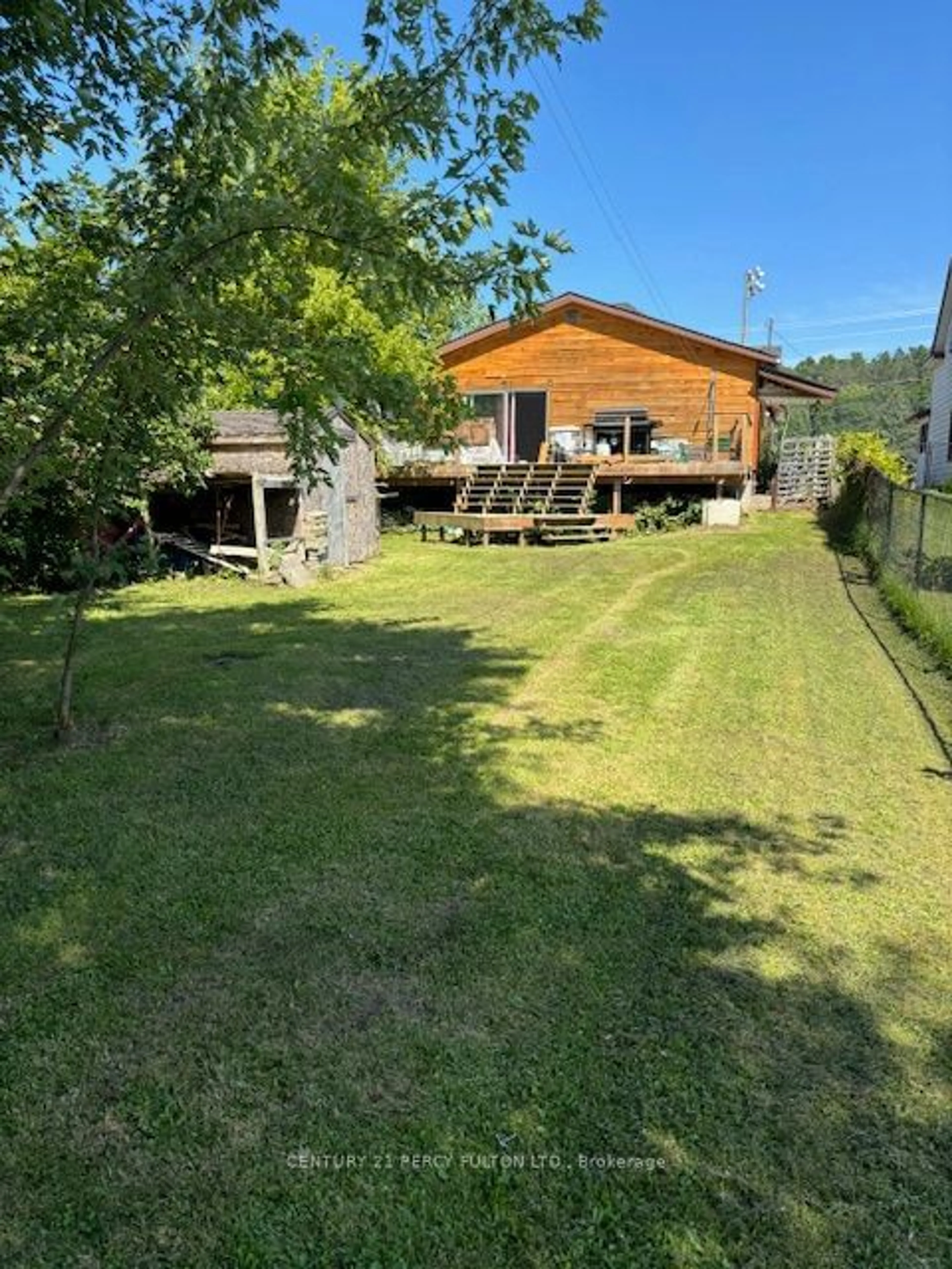 Cottage for 68 Fox St, Penetanguishene Ontario L9M 1C6