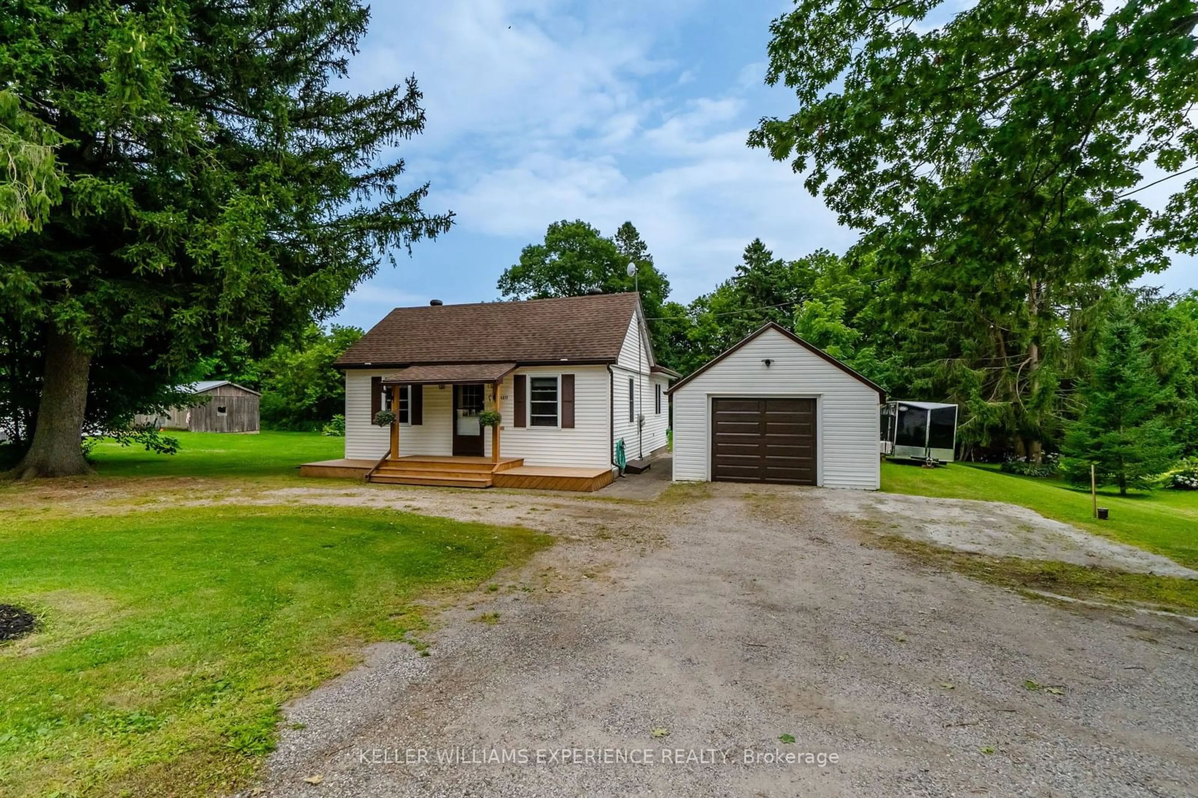 Cottage for 1217 Old Barrie Rd, Oro-Medonte Ontario L0L 2J0
