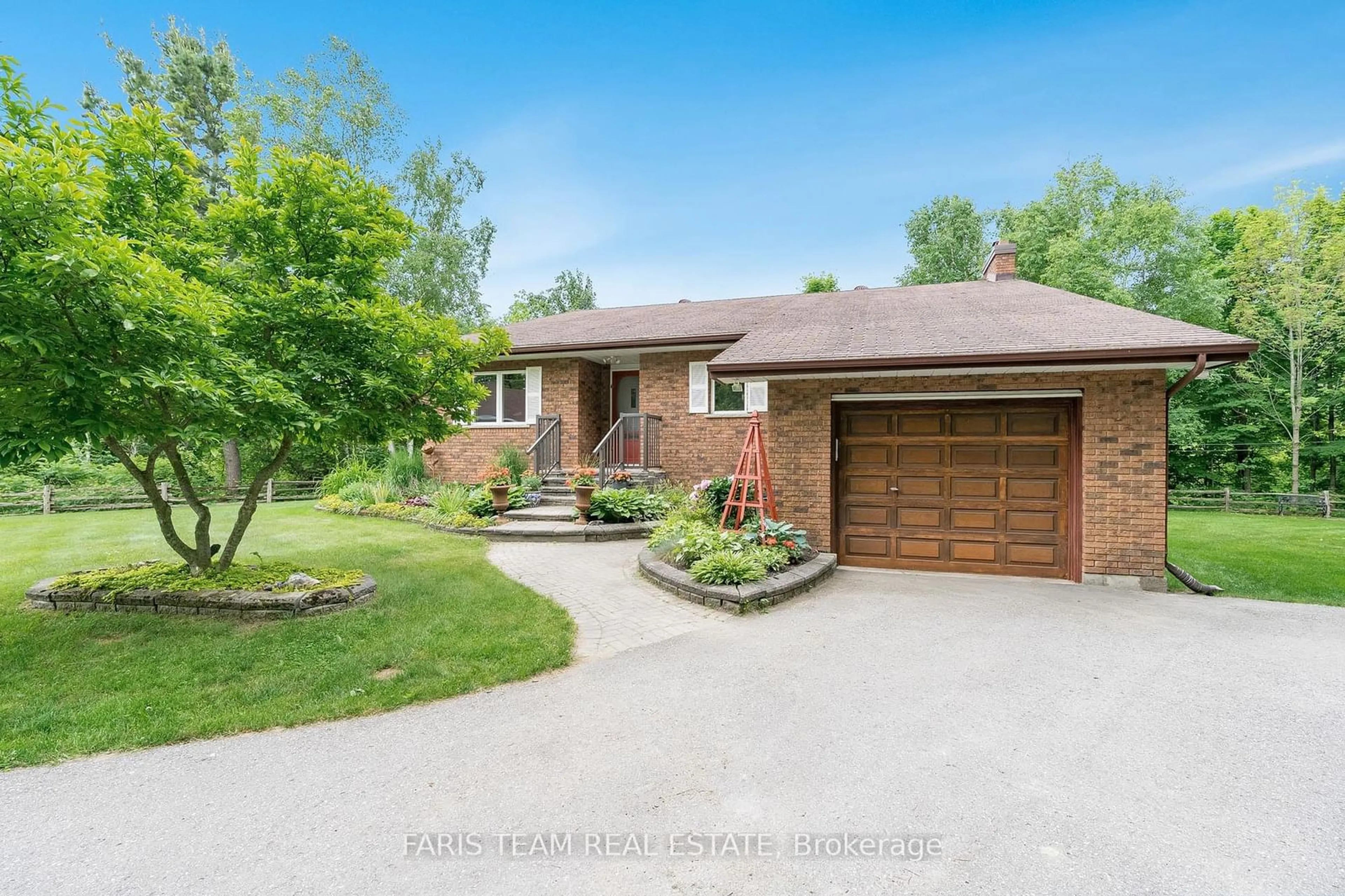 Frontside or backside of a home for 1512 Scarlett Line, Springwater Ontario L0L 1P0