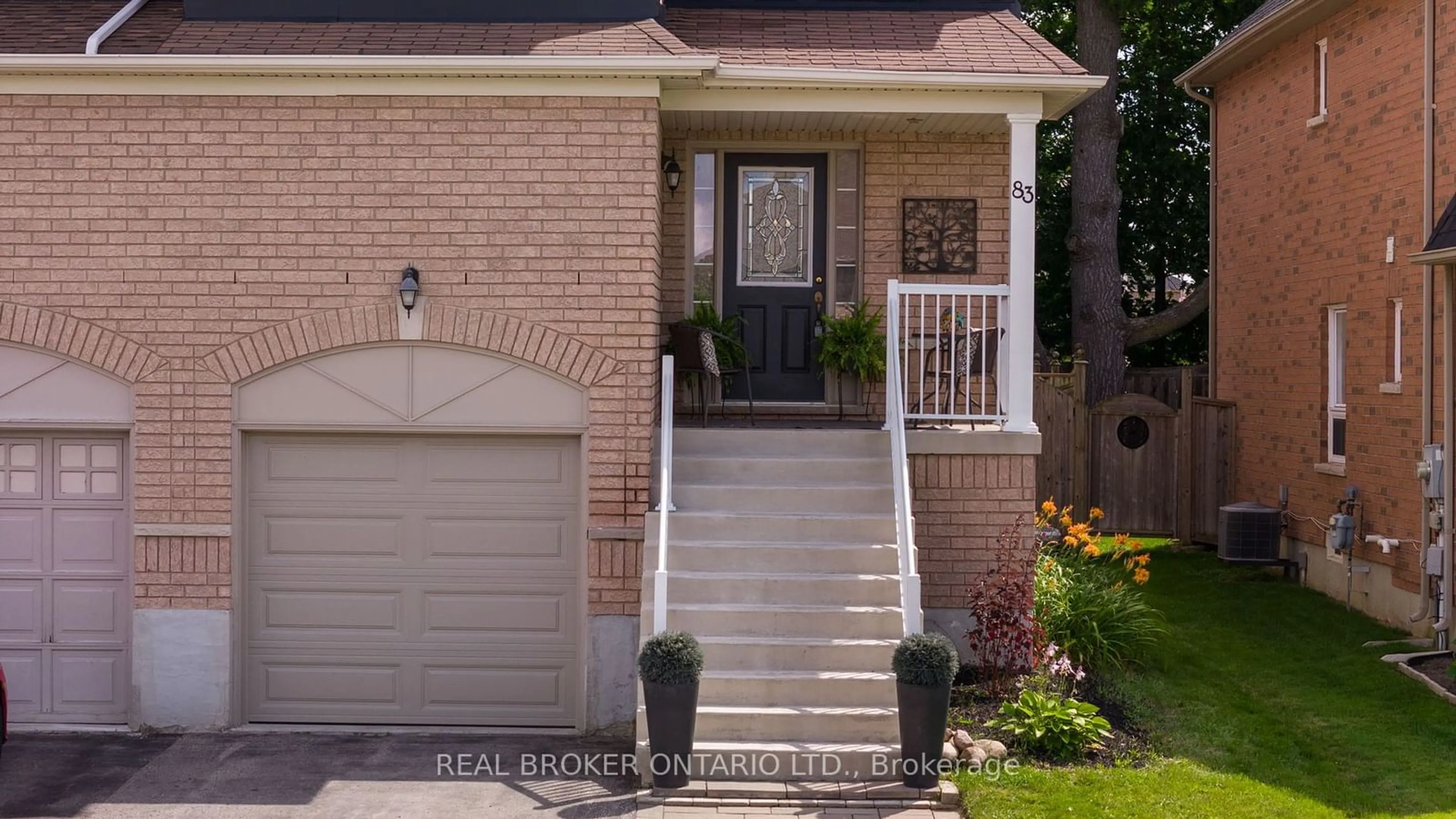 Home with brick exterior material for 83 Winchester Terr, Barrie Ontario L4M 0C8