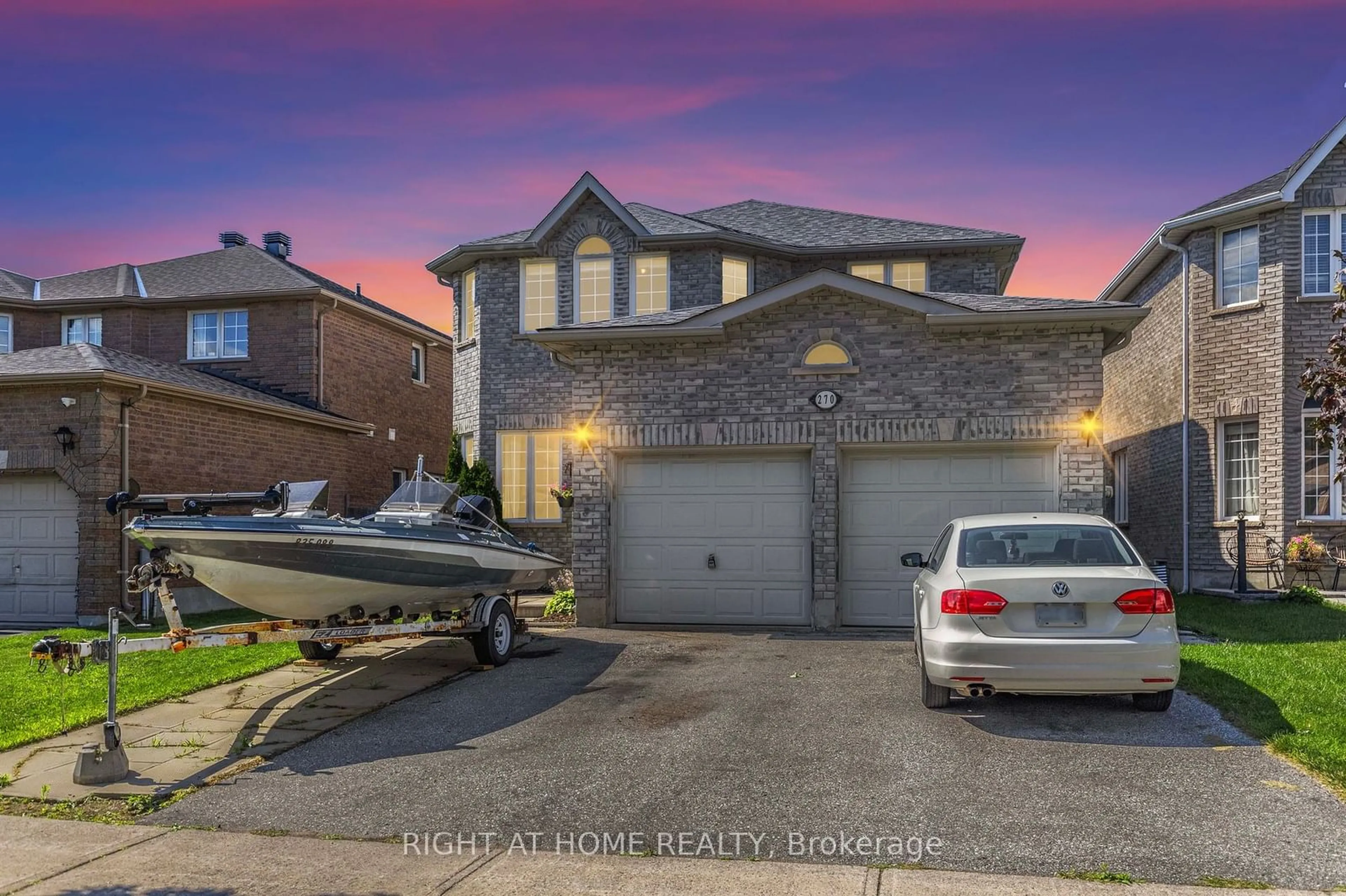 Frontside or backside of a home for 270 COUNTRY Lane, Barrie Ontario L4N 0Y3