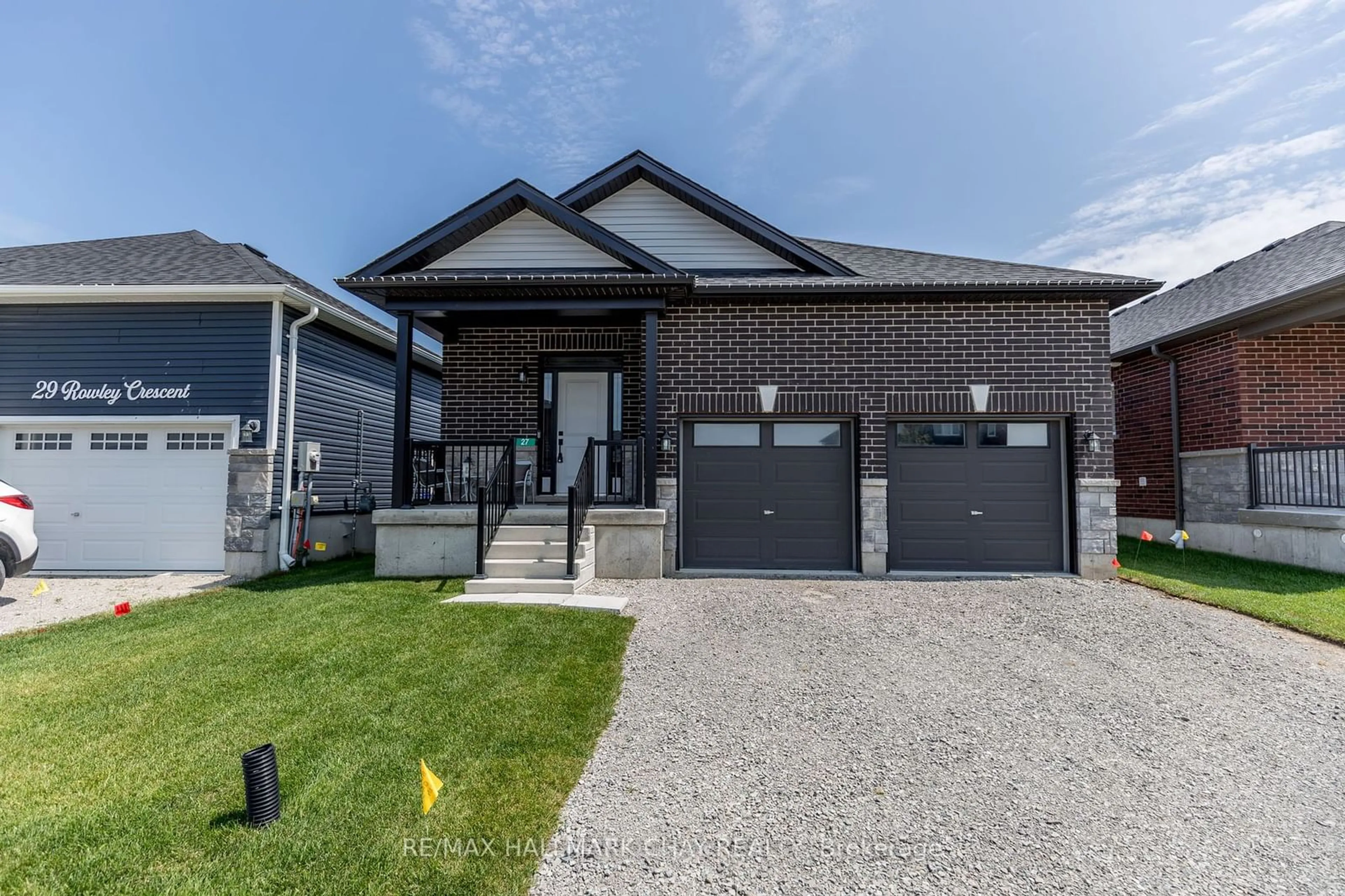 Frontside or backside of a home for 27 Rowley Cres, Springwater Ontario L0L 1P0