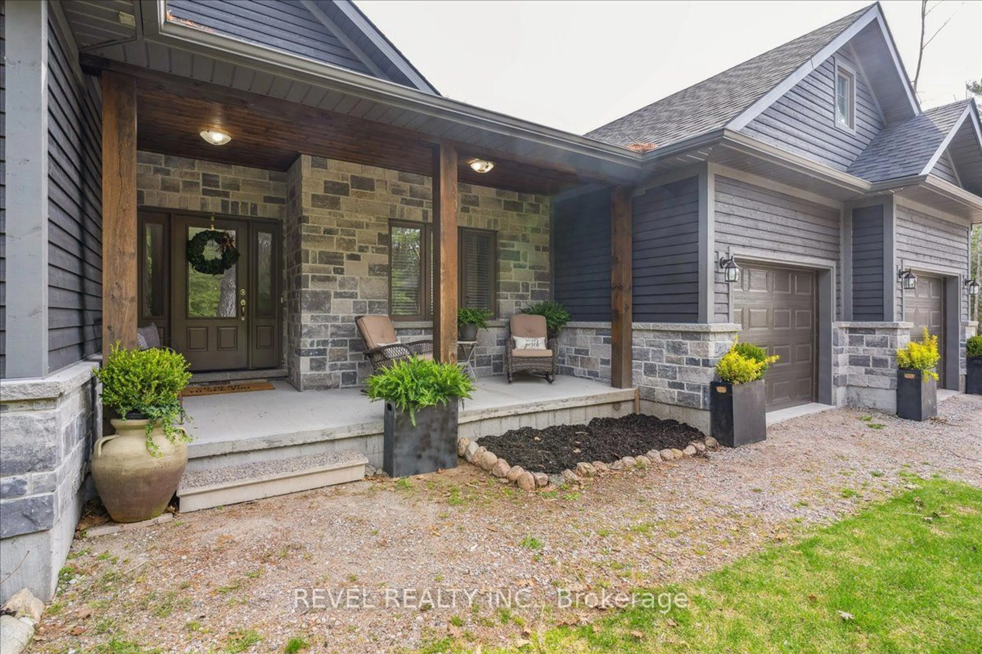 Home with brick exterior material for 59 Trout Lane, Tiny Ontario L9M 0J1