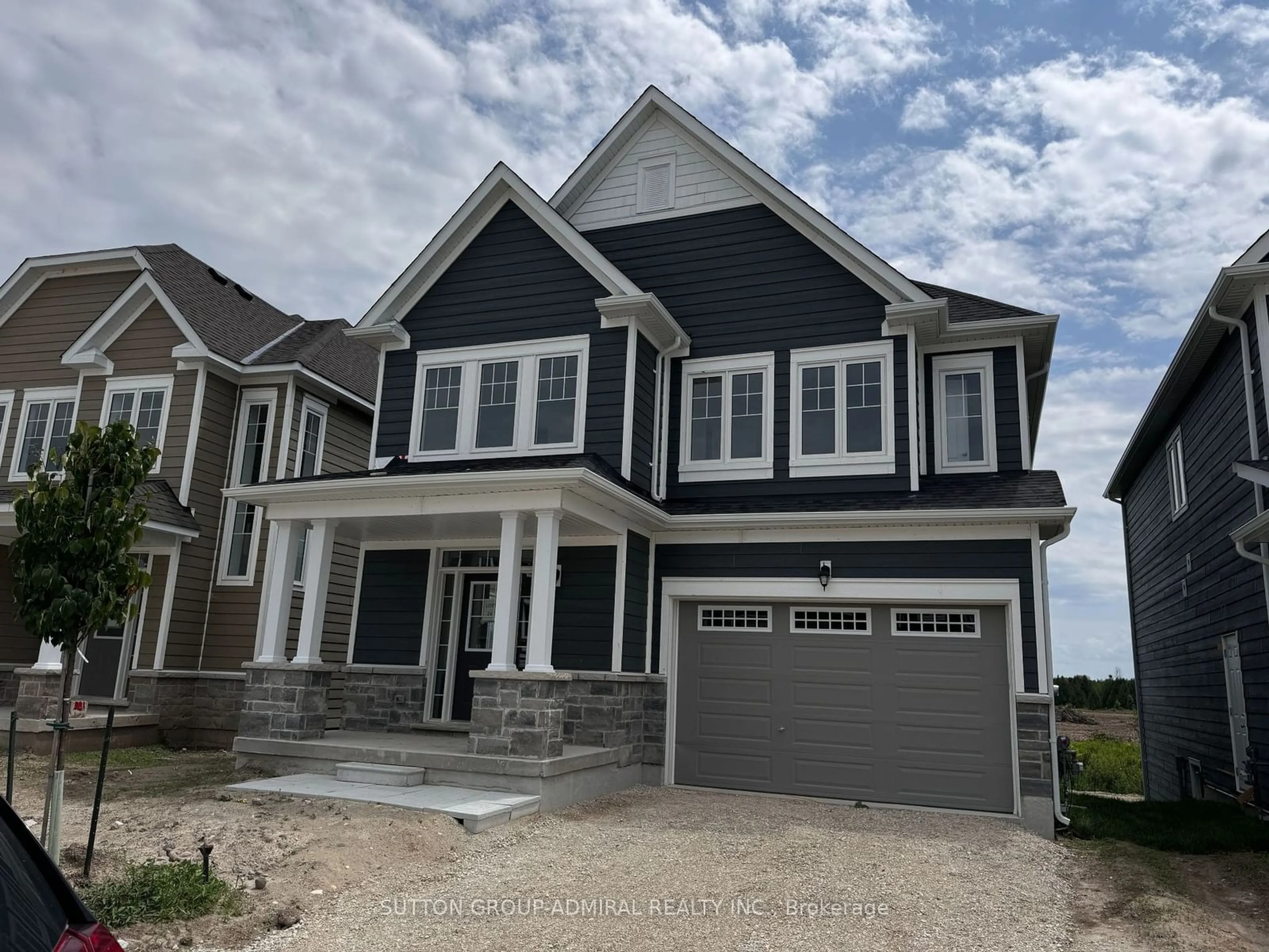 Frontside or backside of a home for 16 Shapira Ave, Wasaga Beach Ontario L9Z 0K2