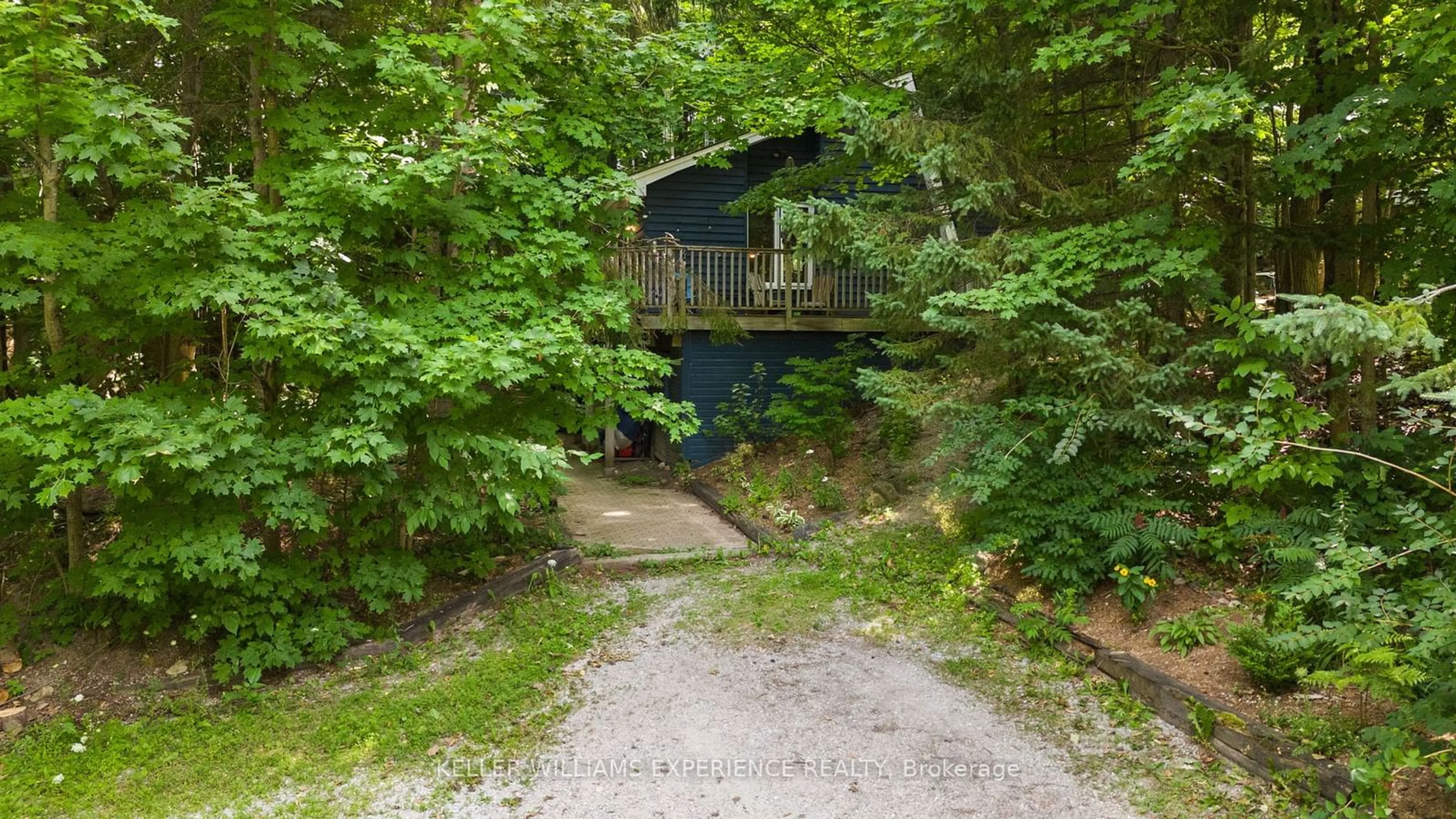 Cottage for 32 Pine Ridge Tr, Oro-Medonte Ontario L4M 4Y8