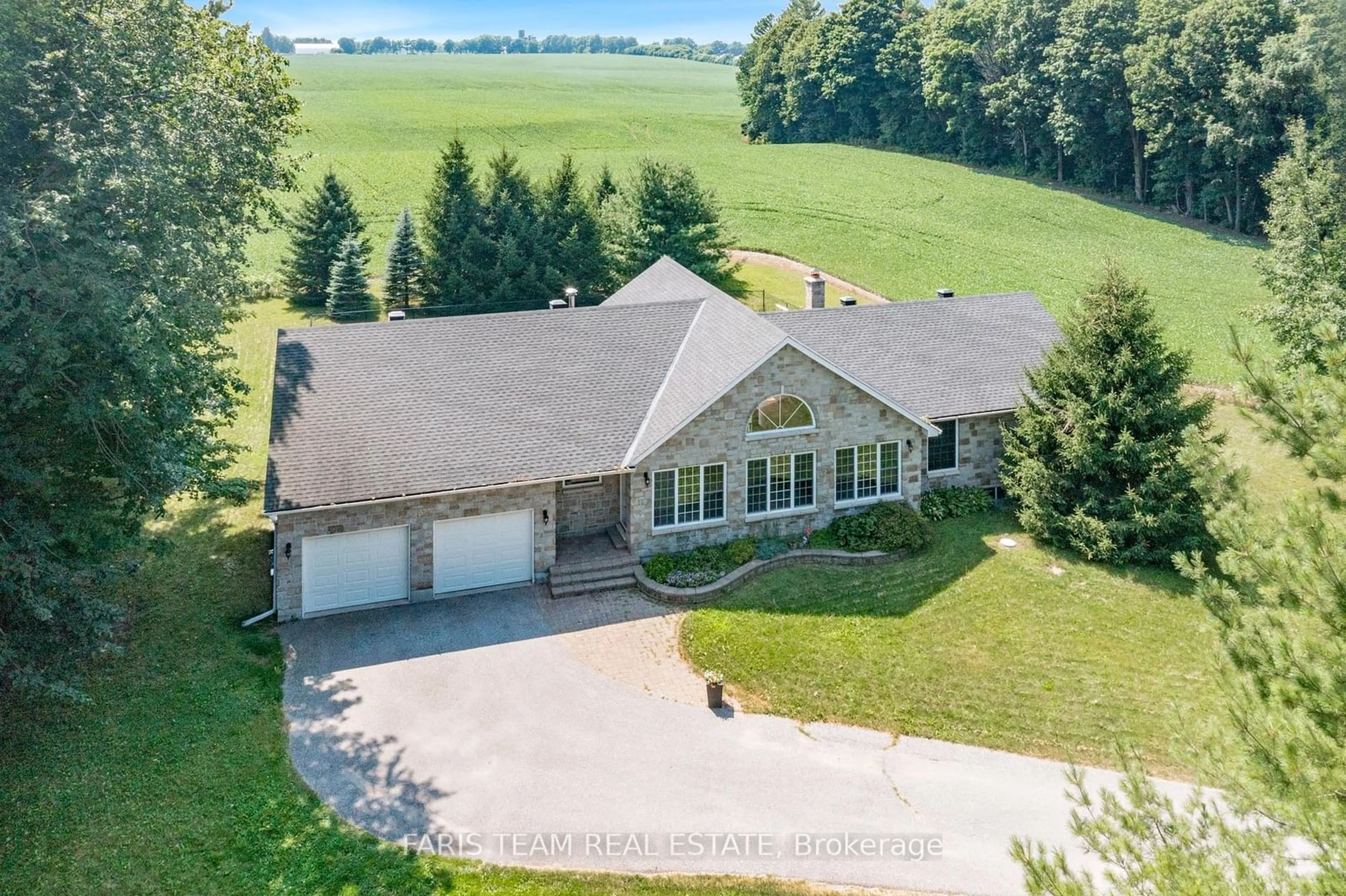 Frontside or backside of a home for 2140 Old Second Rd, Springwater Ontario L4M 4Y8