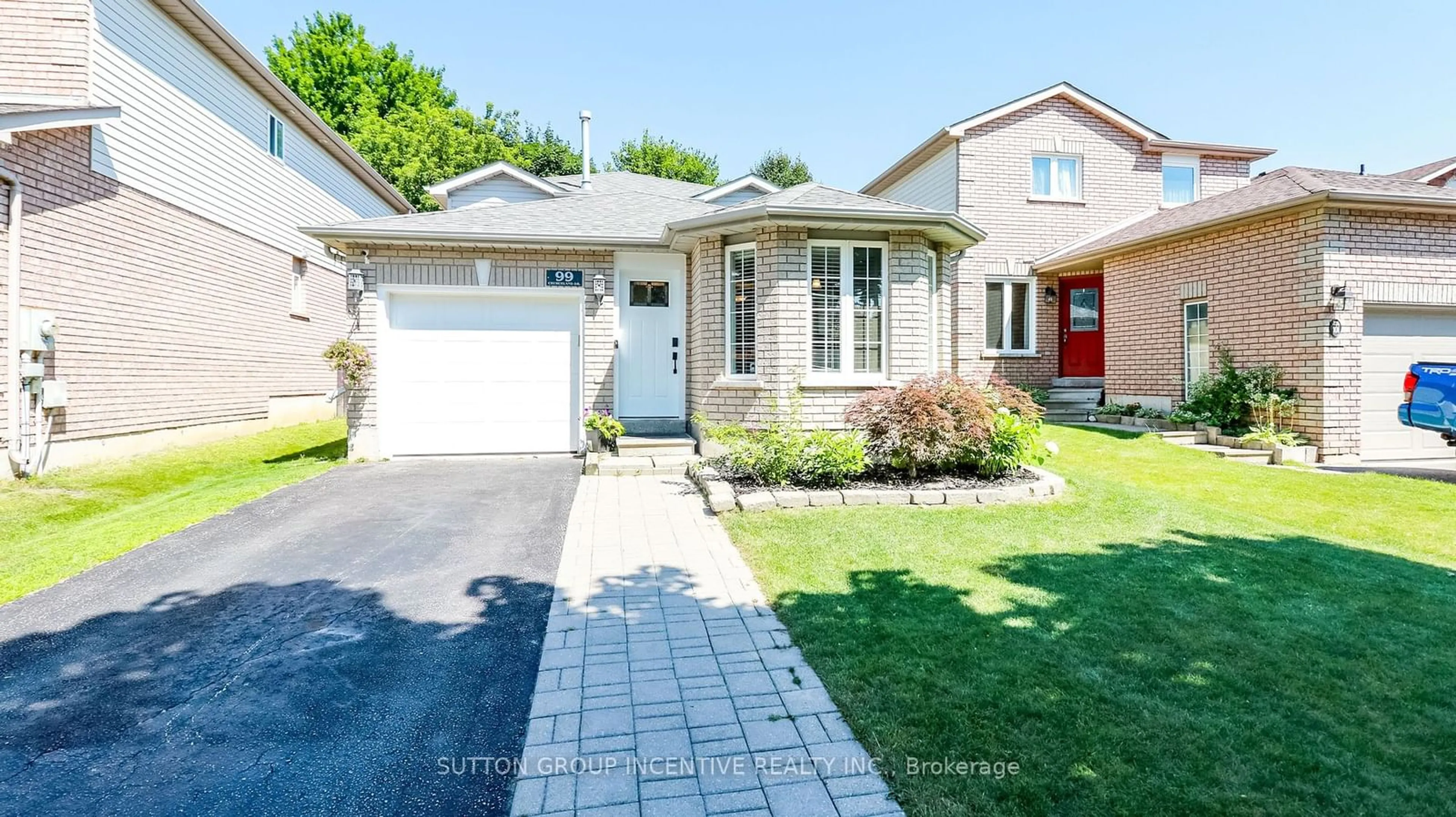 Frontside or backside of a home for 99 Churchland Dr, Barrie Ontario L4N 8P1