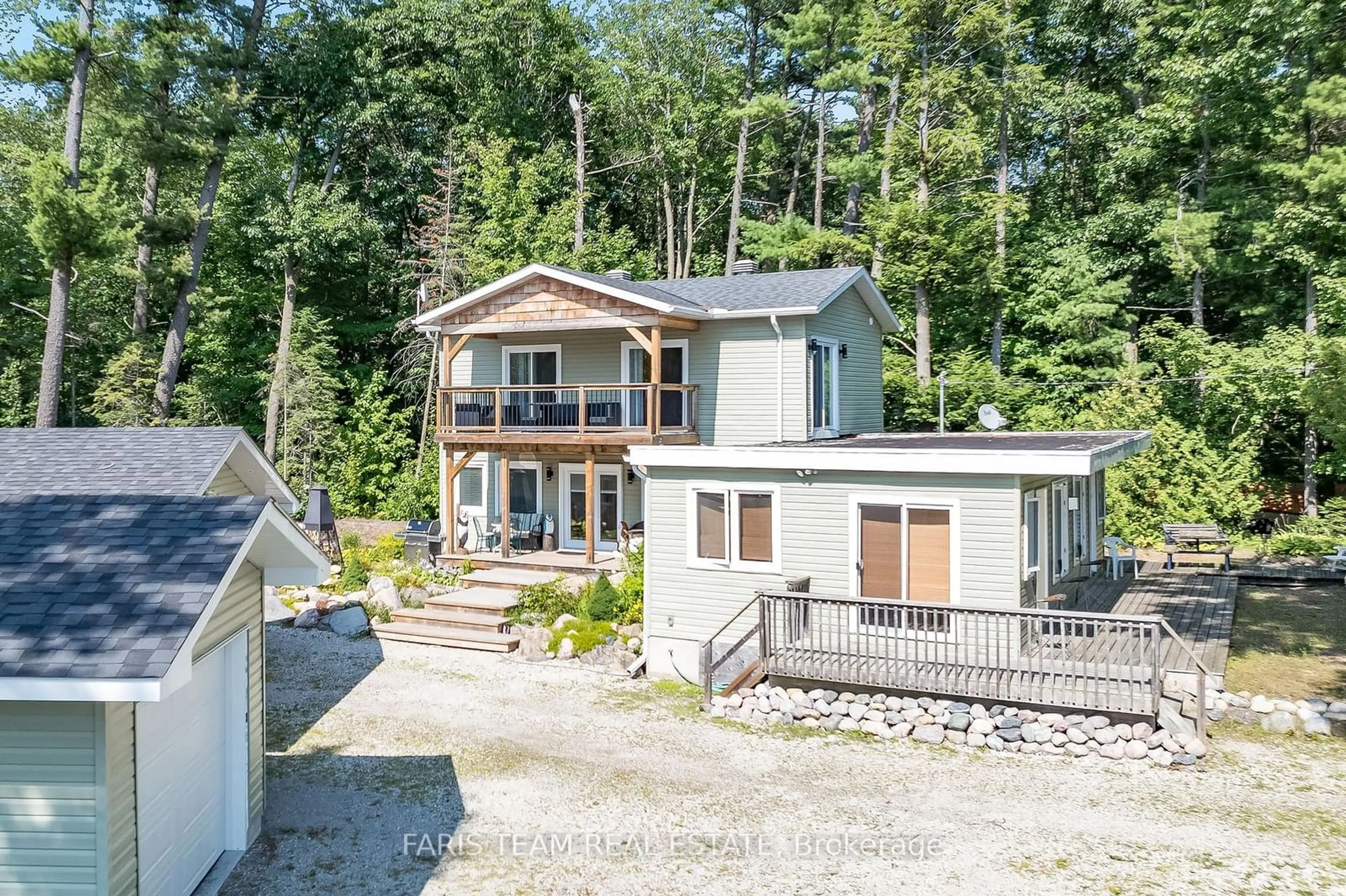 Frontside or backside of a home, cottage for 774 Lafontaine Rd, Tiny Ontario L9M 1R3