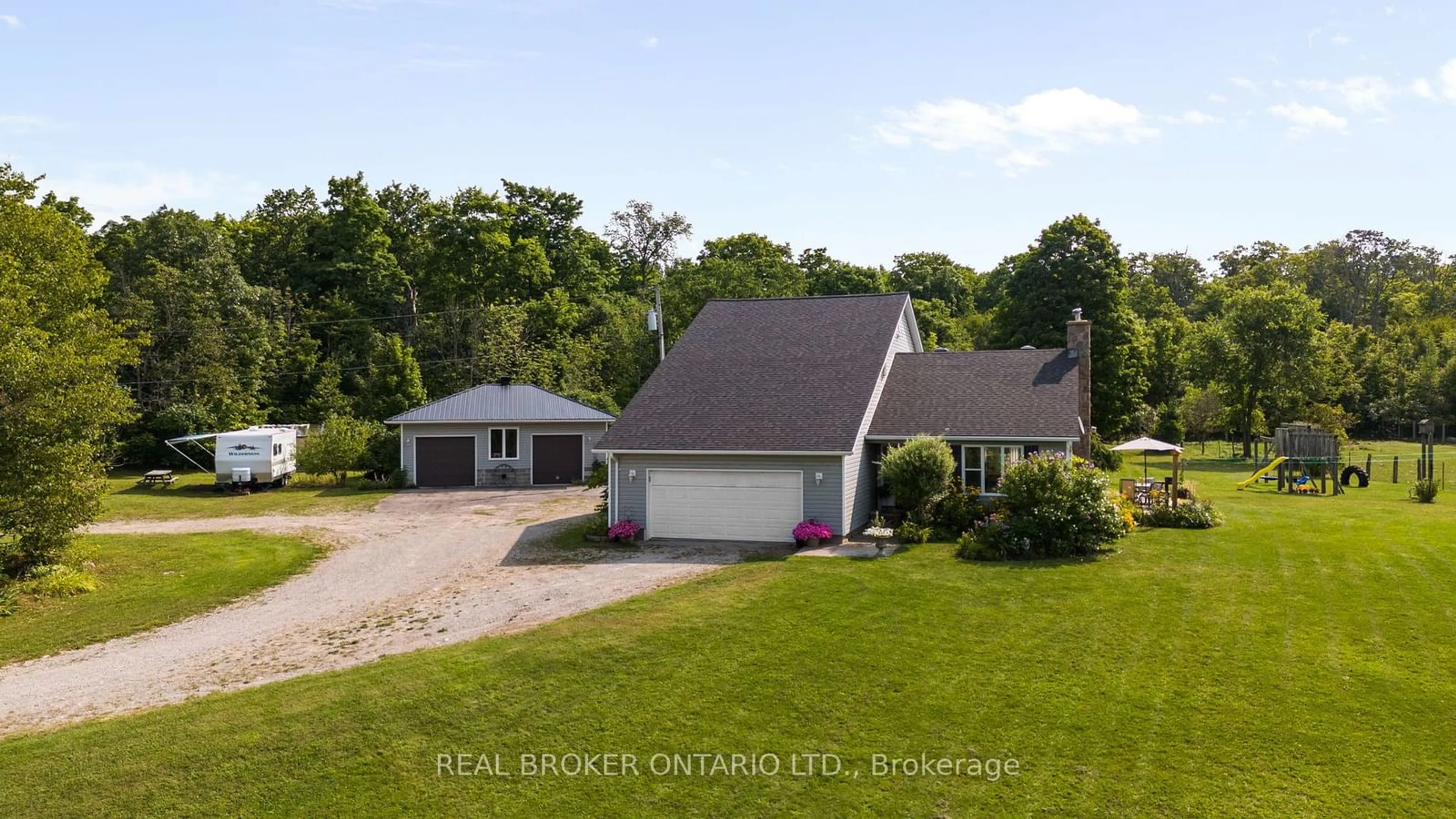 Frontside or backside of a home, cottage for 2819 Old Orchard Rd, Springwater Ontario L0M 1T2