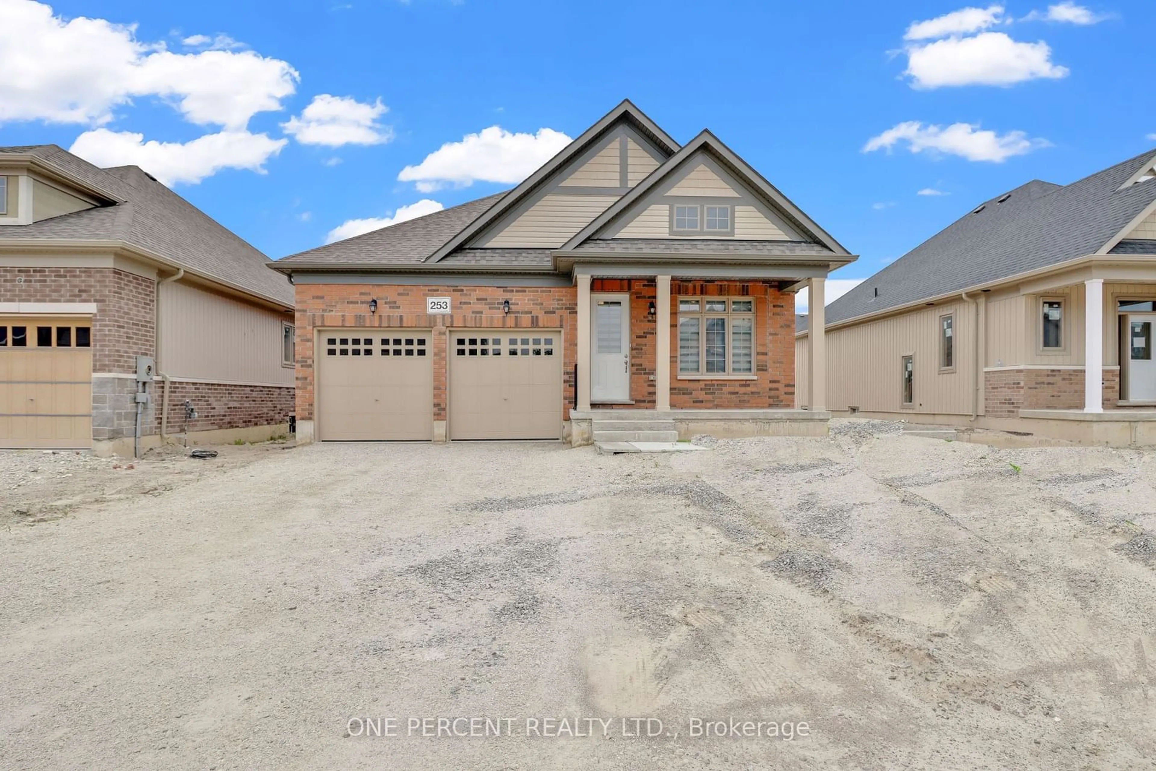 Frontside or backside of a home, the street view for 253 Wilcox Dr, Clearview Ontario L0M 1S0