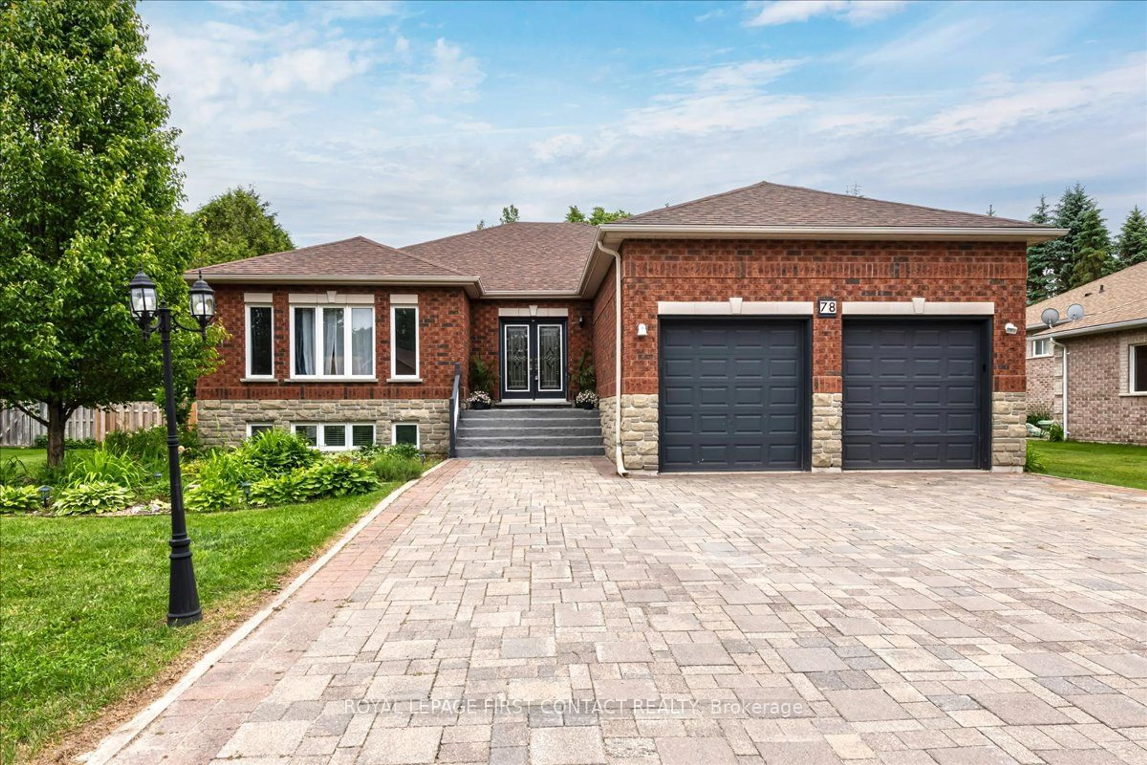 Home with brick exterior material for 78 Fairway Cres, Wasaga Beach Ontario L9Z 1B8