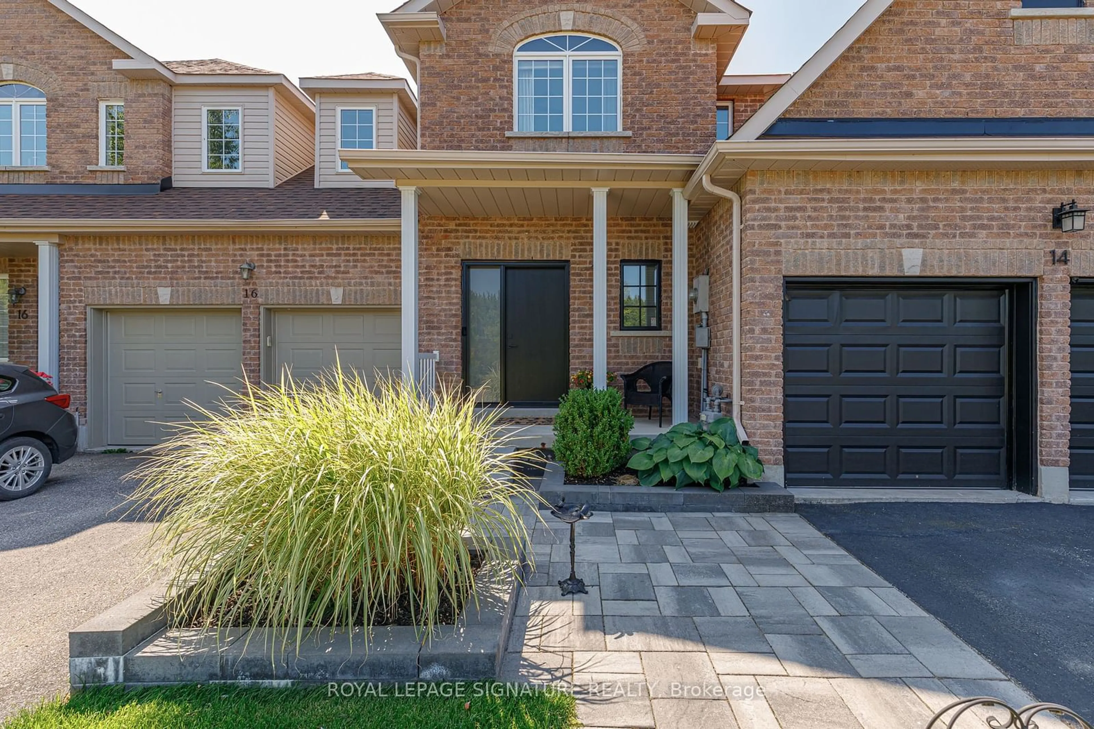 Home with brick exterior material for 14 Thomas Dr, Collingwood Ontario L9Y 0A6