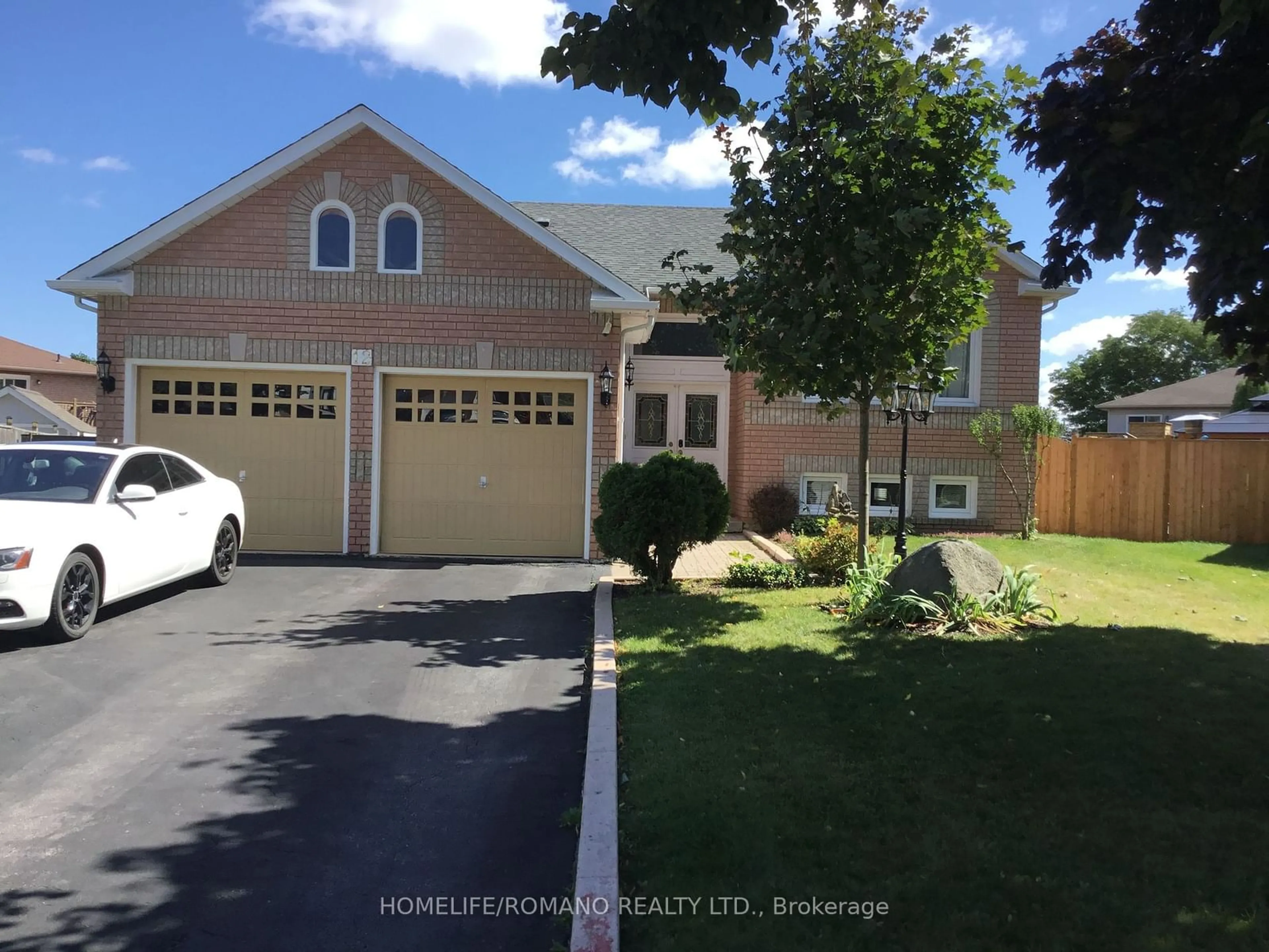 Frontside or backside of a home for 12 Boag Crt, Barrie Ontario L4N 7L6