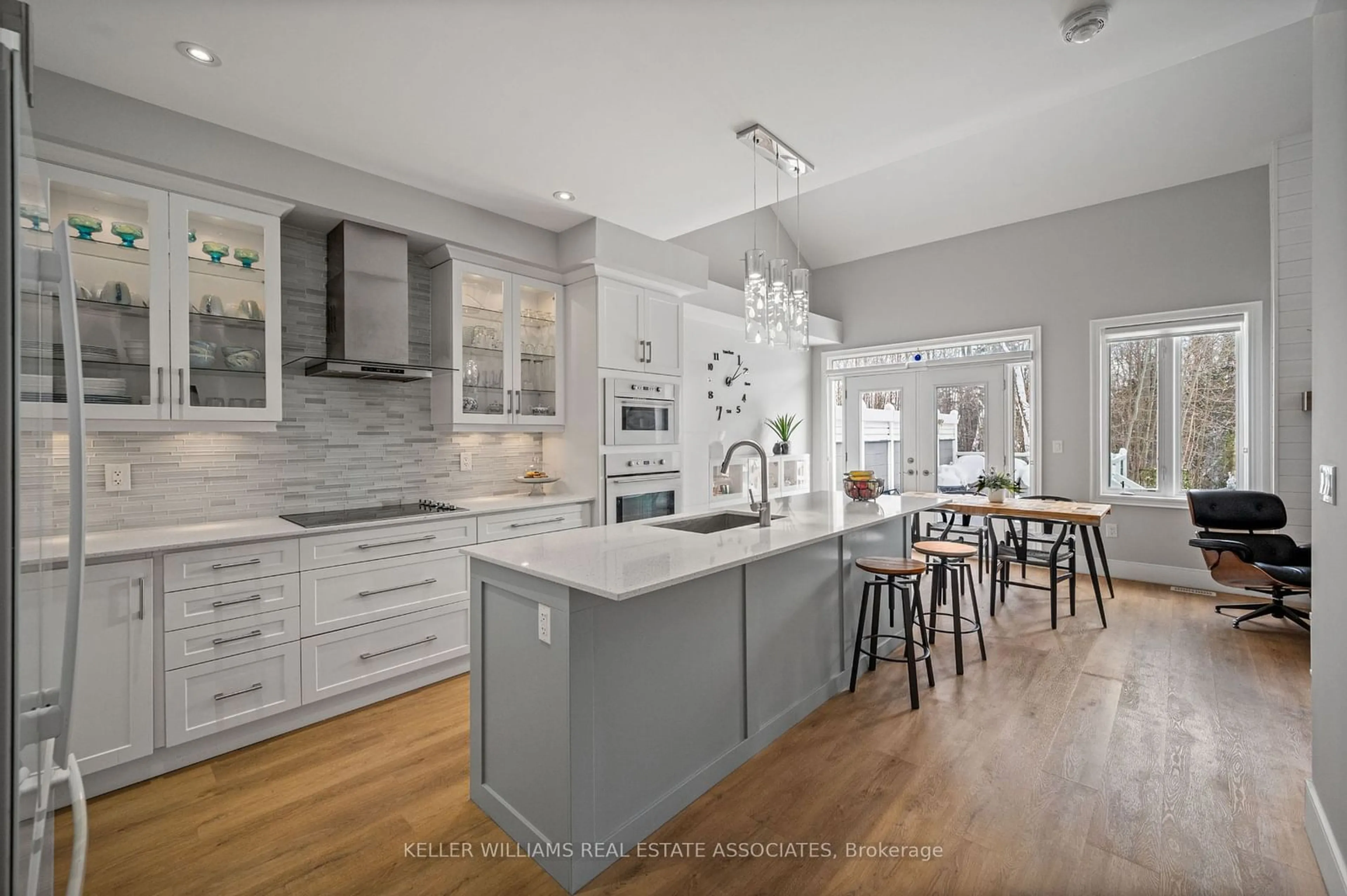 Open concept kitchen for 61 Sandy Coast Cres, Wasaga Beach Ontario L9Z 0G1