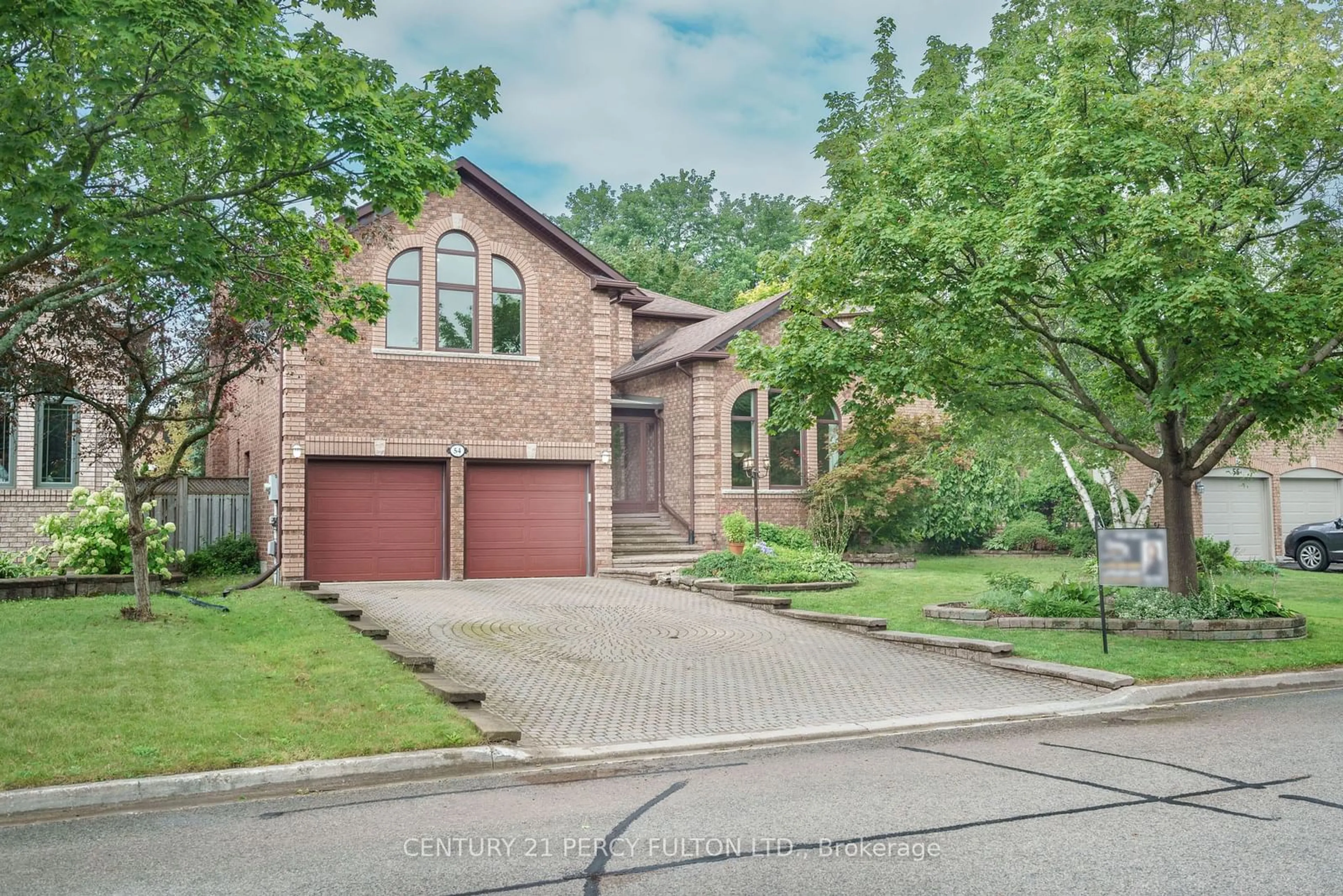 Home with brick exterior material for 54 Cityview Circ, Barrie Ontario L4N 7V1