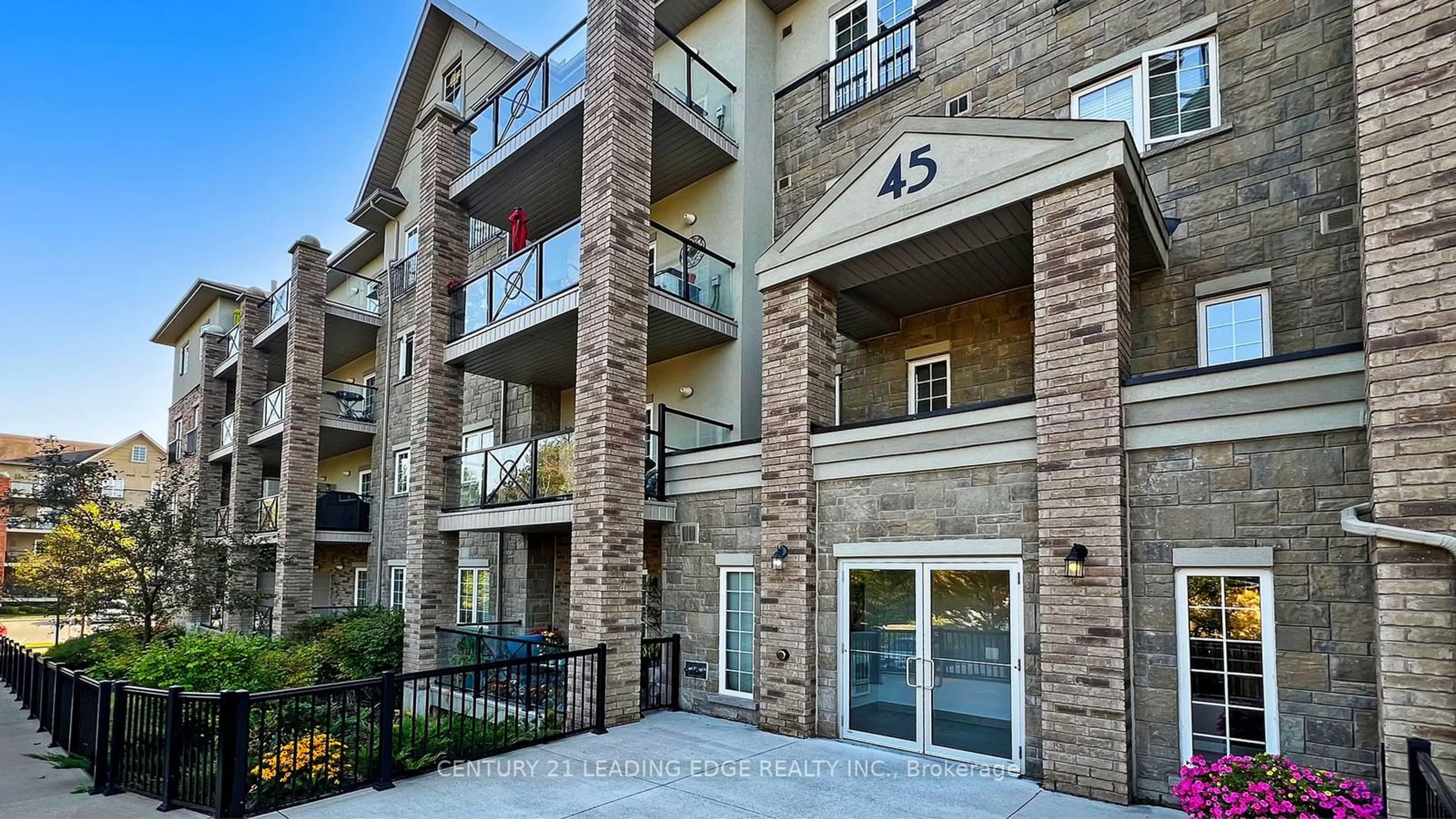 A pic from exterior of the house or condo for 45 Ferndale Dr #103, Barrie Ontario L4N 5W7