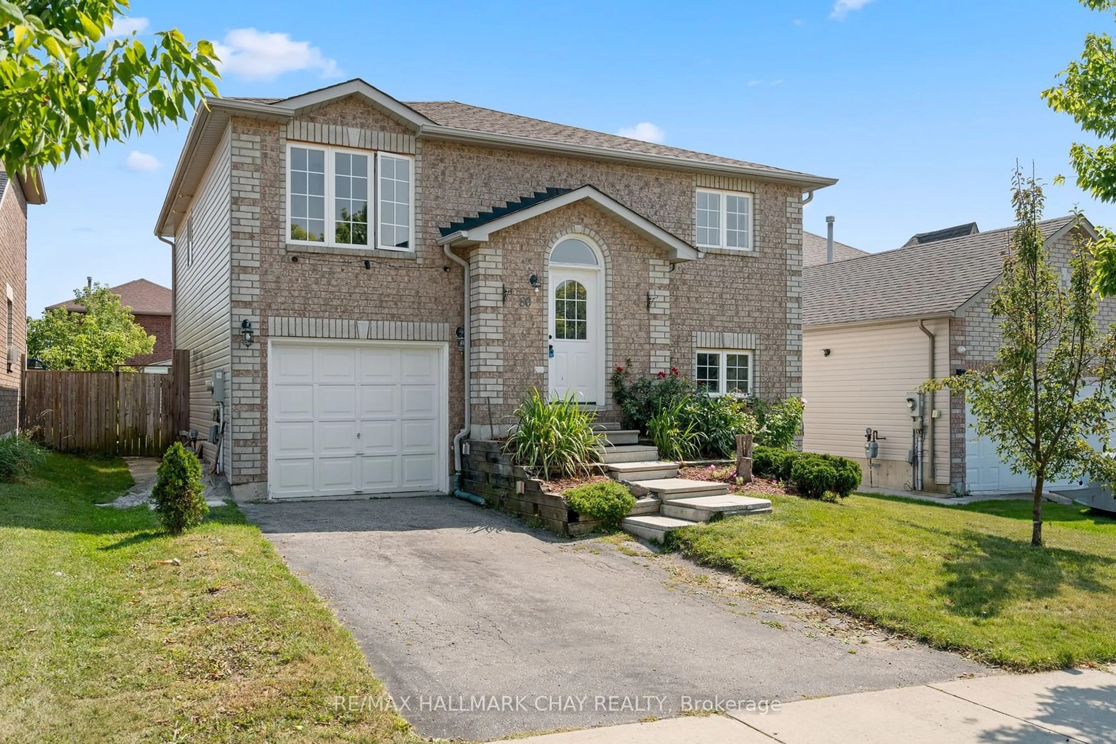 Frontside or backside of a home for 80 Ambler Bay, Barrie Ontario L4M 7A6