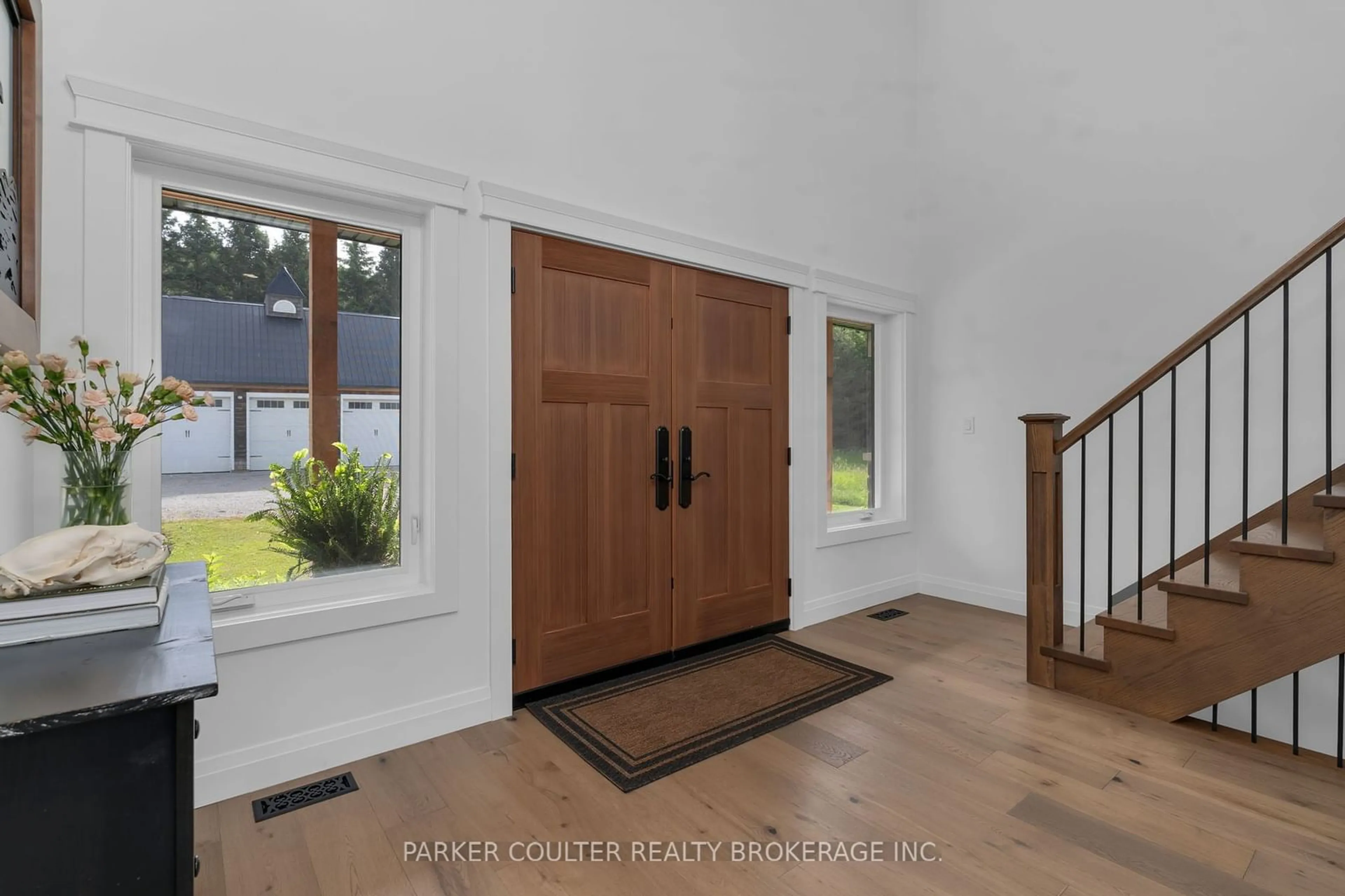 Indoor entryway, wood floors for 2456 Line 2, Oro-Medonte Ontario L0L 2L0